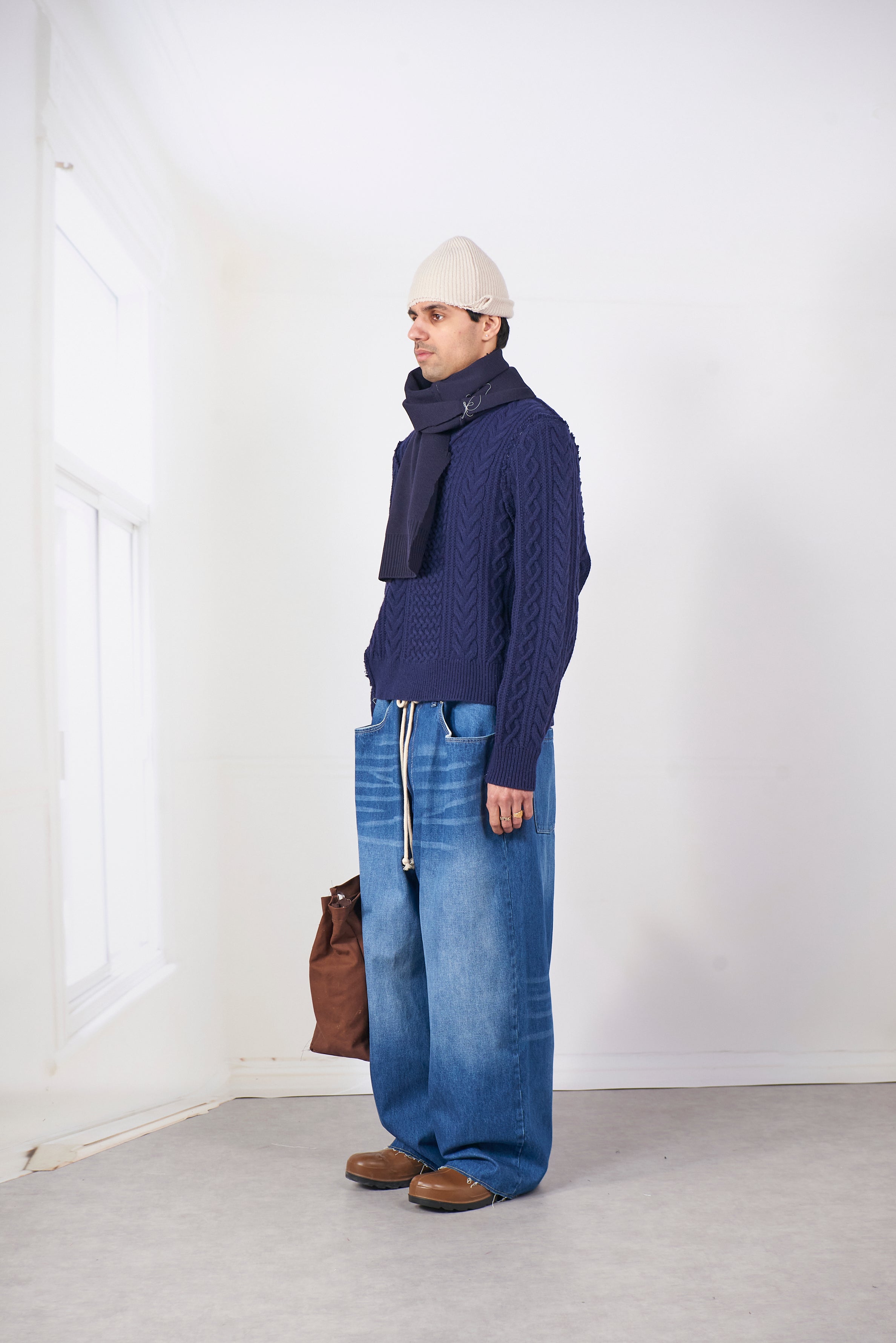 CF.20.03.02.01 FRANKENSTEIN CALBE KNIT navy