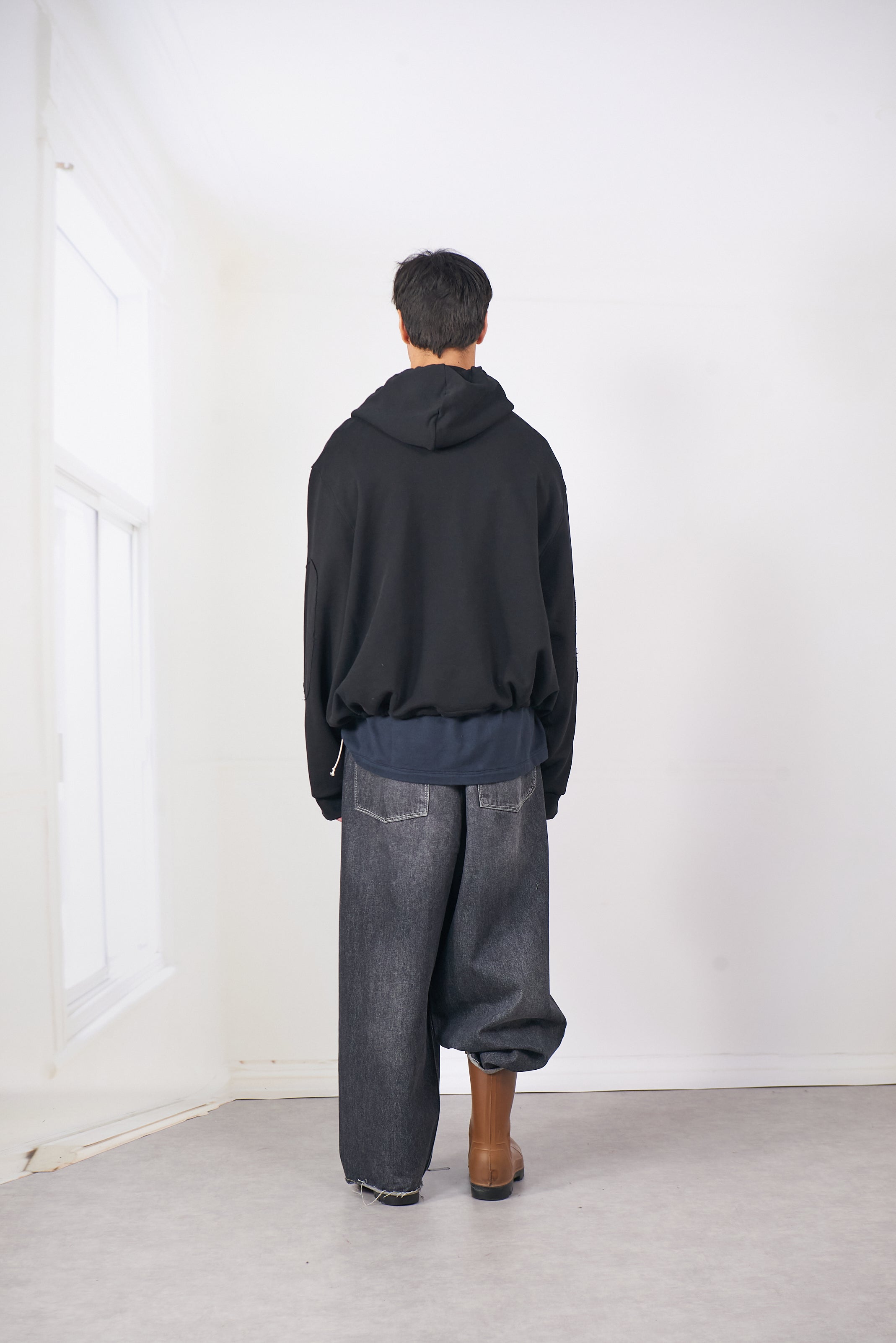 CF.20.02.02.01 ANORAK ZIP HOODIE black