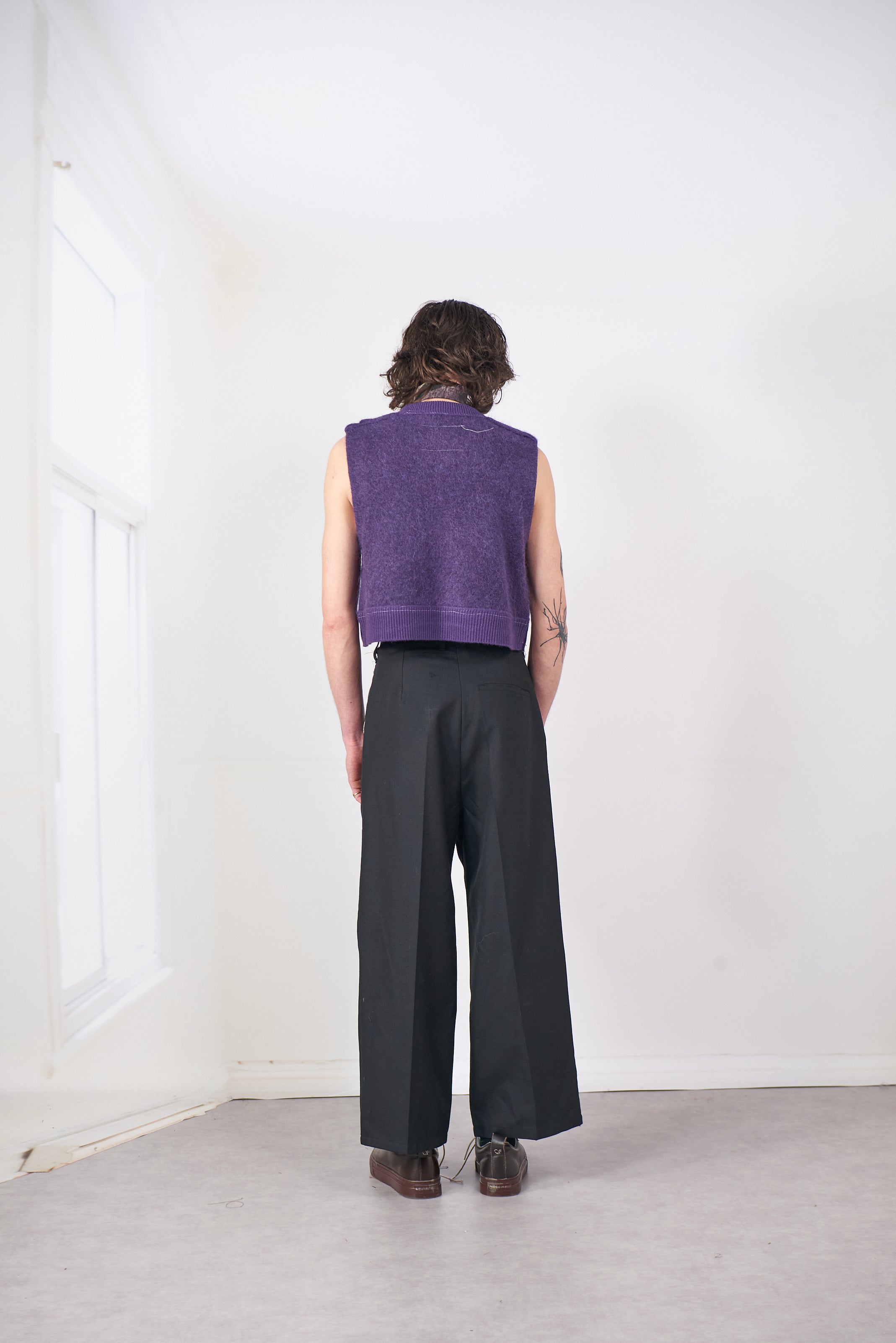 CF.20.03.05.01 HAIRY CROPPED VEST purple
