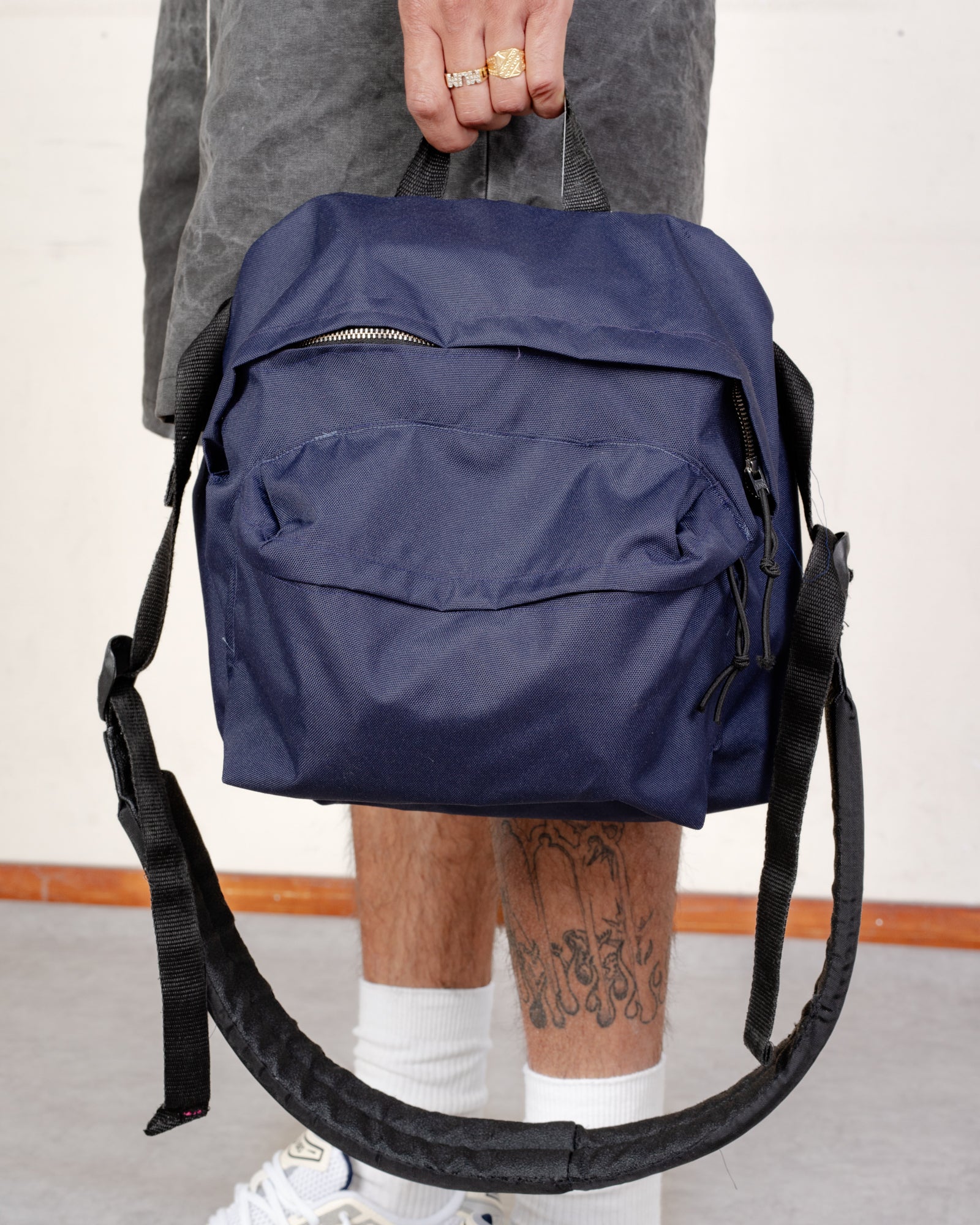 バッグ navy co CF.21.11.02.02 DAYPACK cordura navy – Camiel Fortgens
