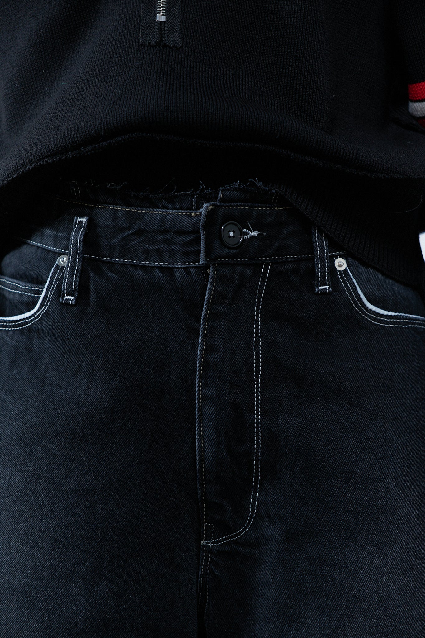 CF.20.06.02.01 WOBBLY JEANS black