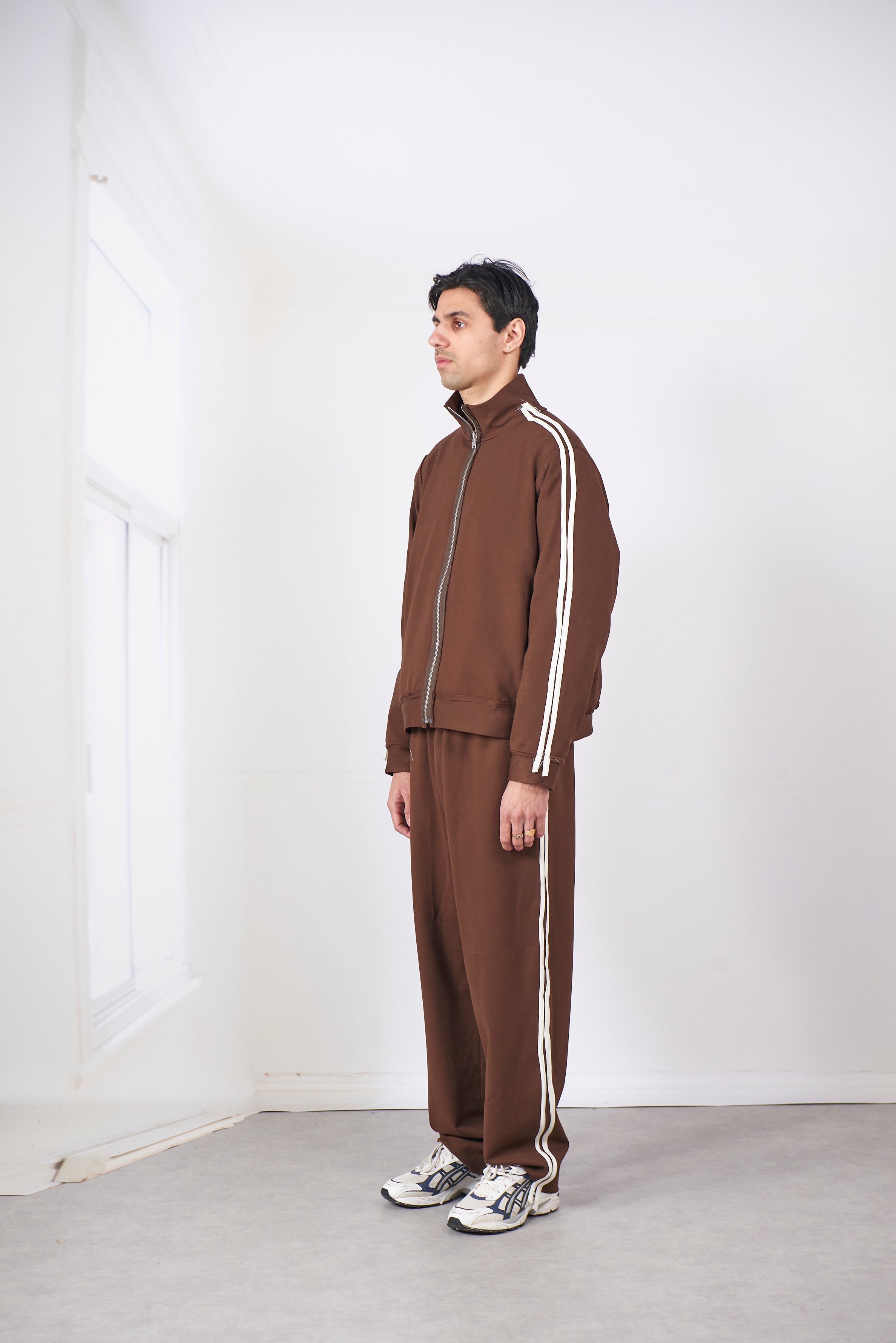 CF.20.02.04.01 TRACK JACKET SPORT BROWN – Camiel Fortgens