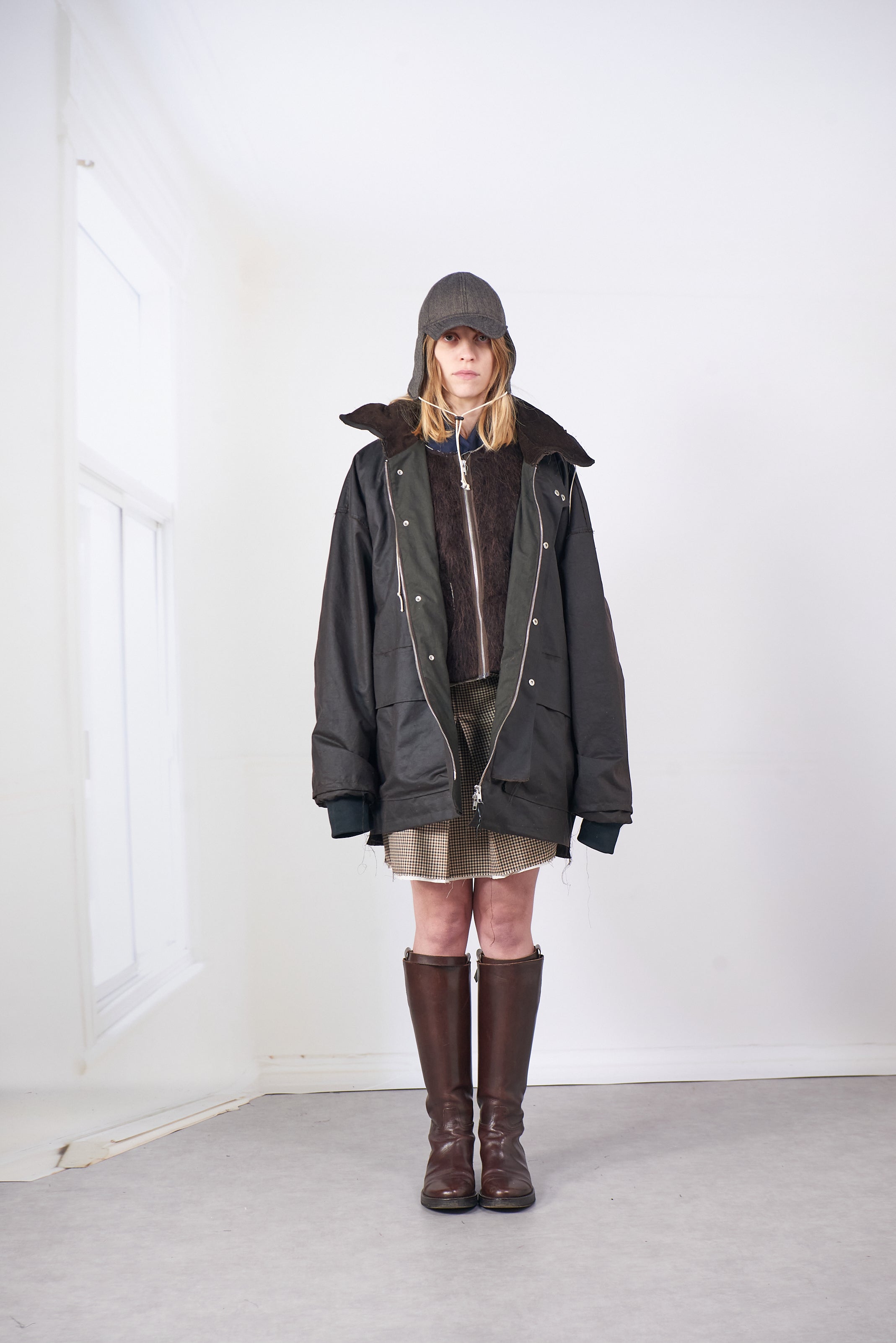 CF.20.10.05.01 OUTDOOR HUNTING JACKET brown