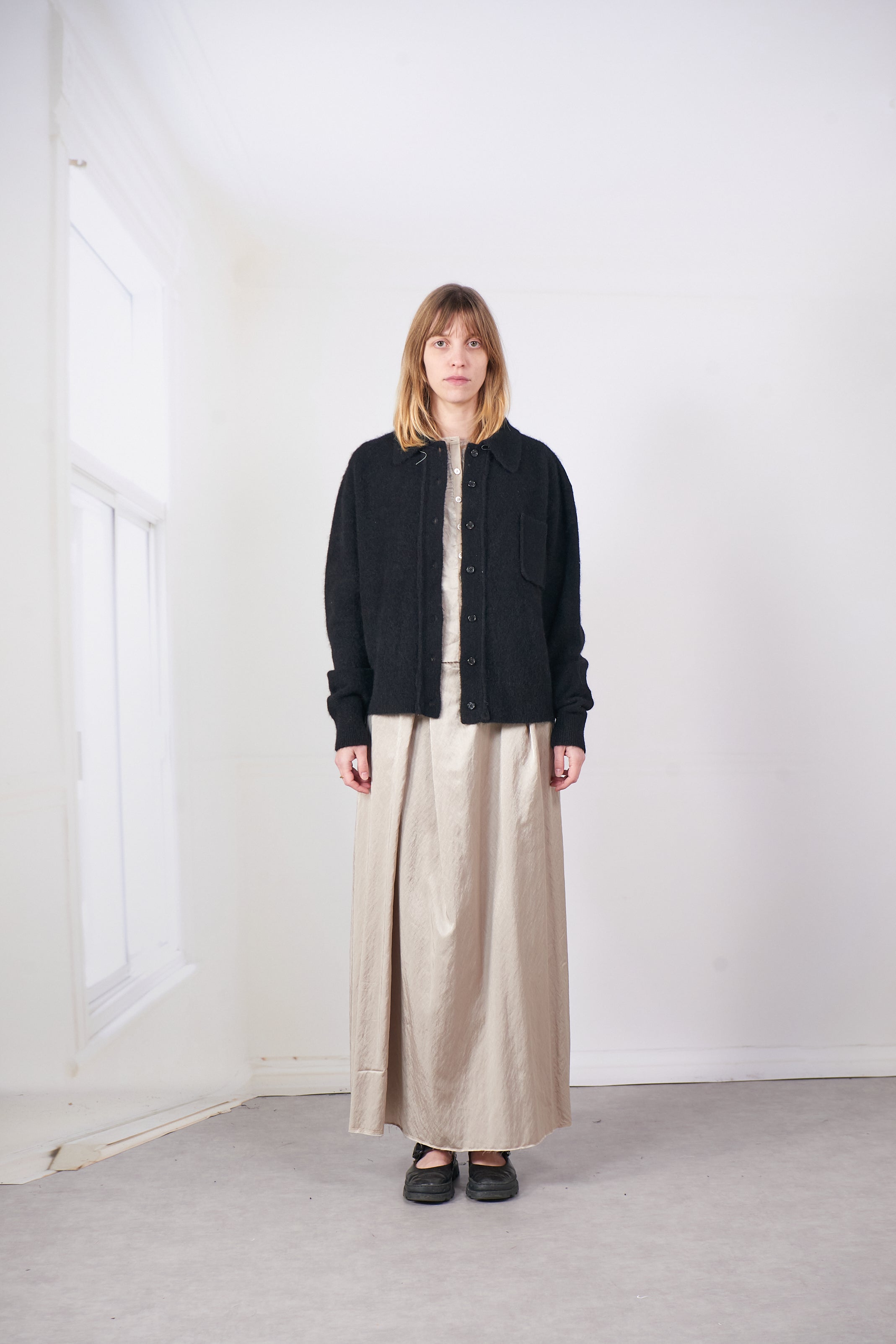 CF.20.03.04.01 HAIRY CARDIGAN BLACK – Camiel Fortgens