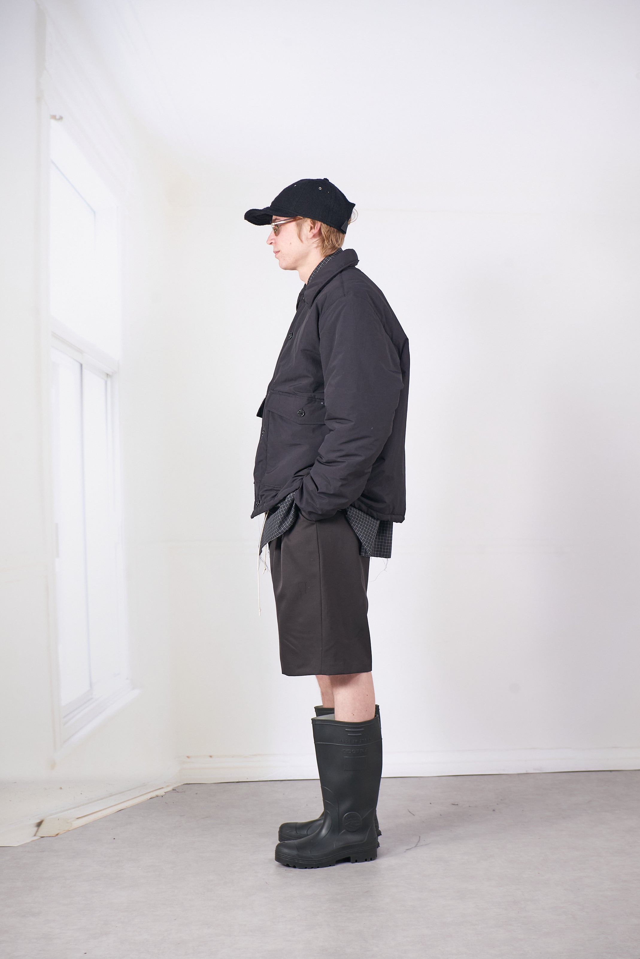 CF.20.06.11.02 SLIM SUIT SHORTS faded black
