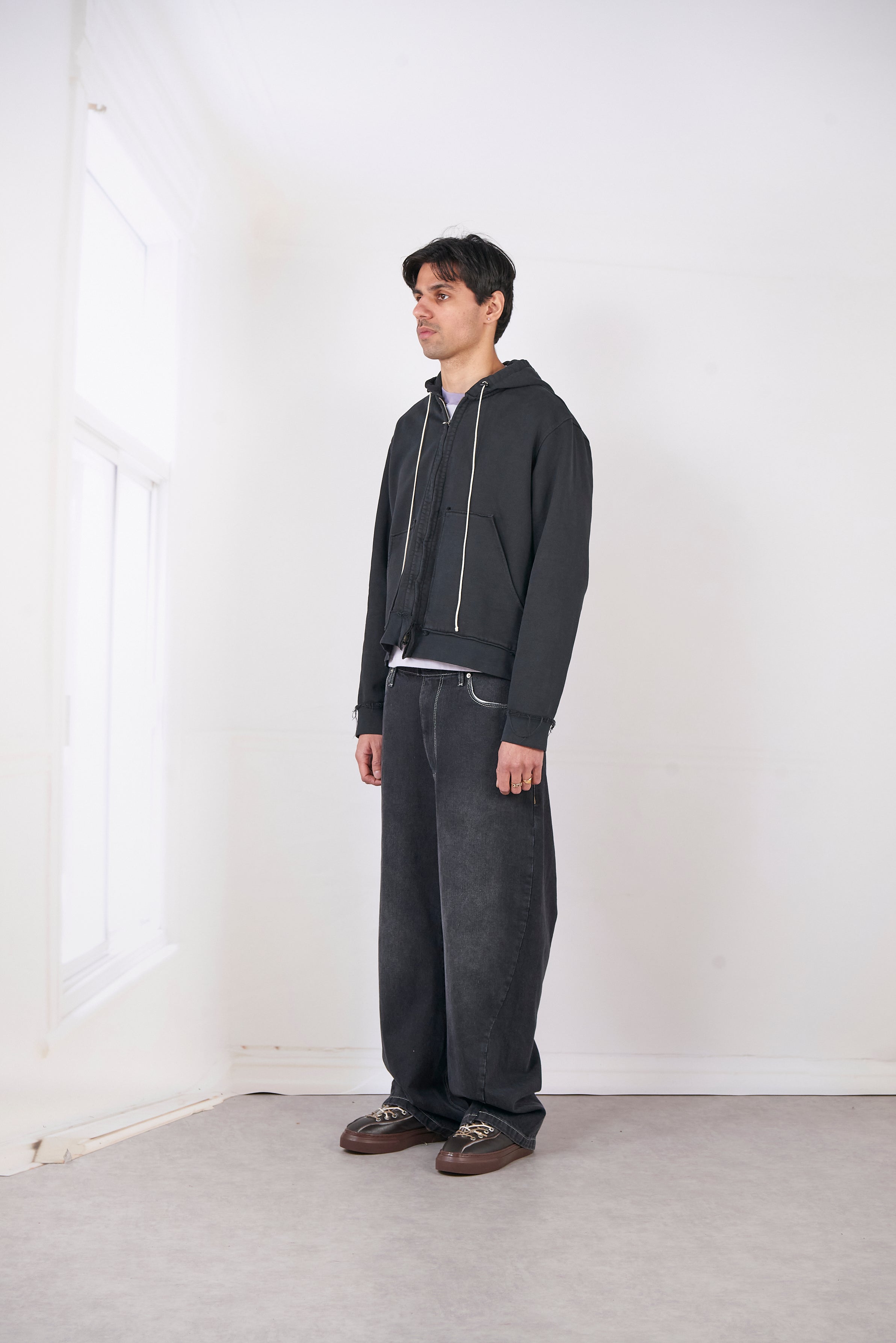 SWEATS – Camiel Fortgens