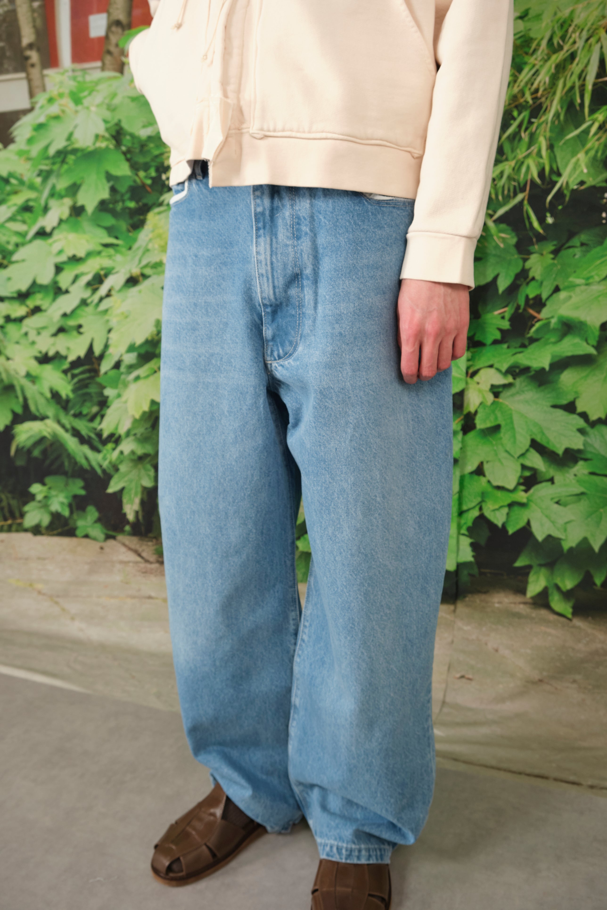 CF.19.06.02.01 JEANS washed denim – Camiel Fortgens