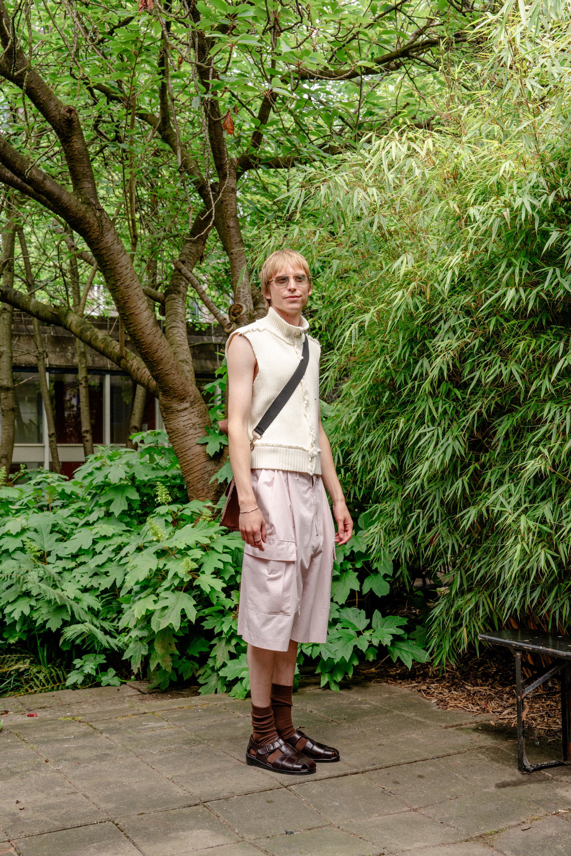CF.19.13.02.02 CARGO SHORTS pink – Camiel Fortgens