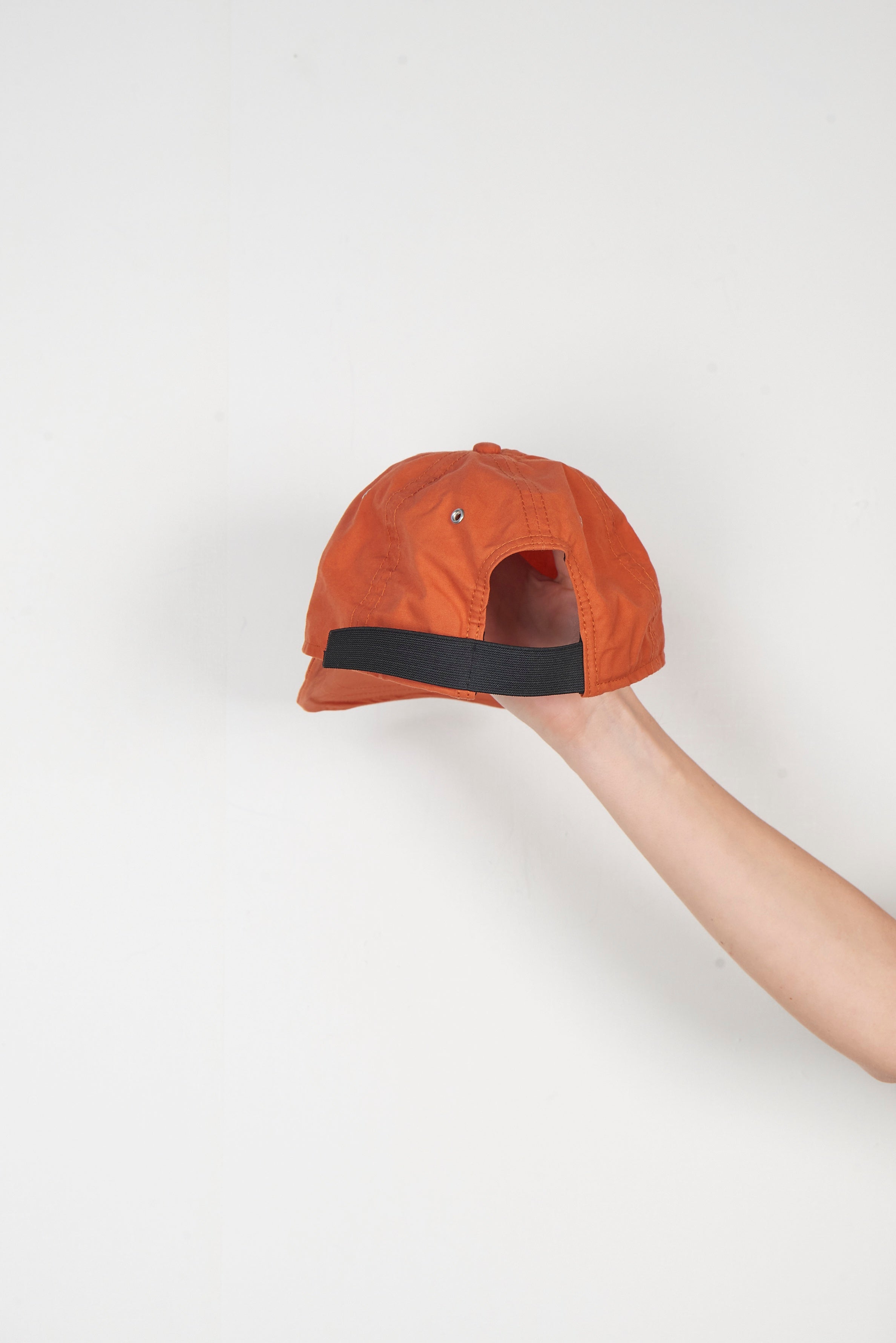 CF.19.11.04.02 CAP orange