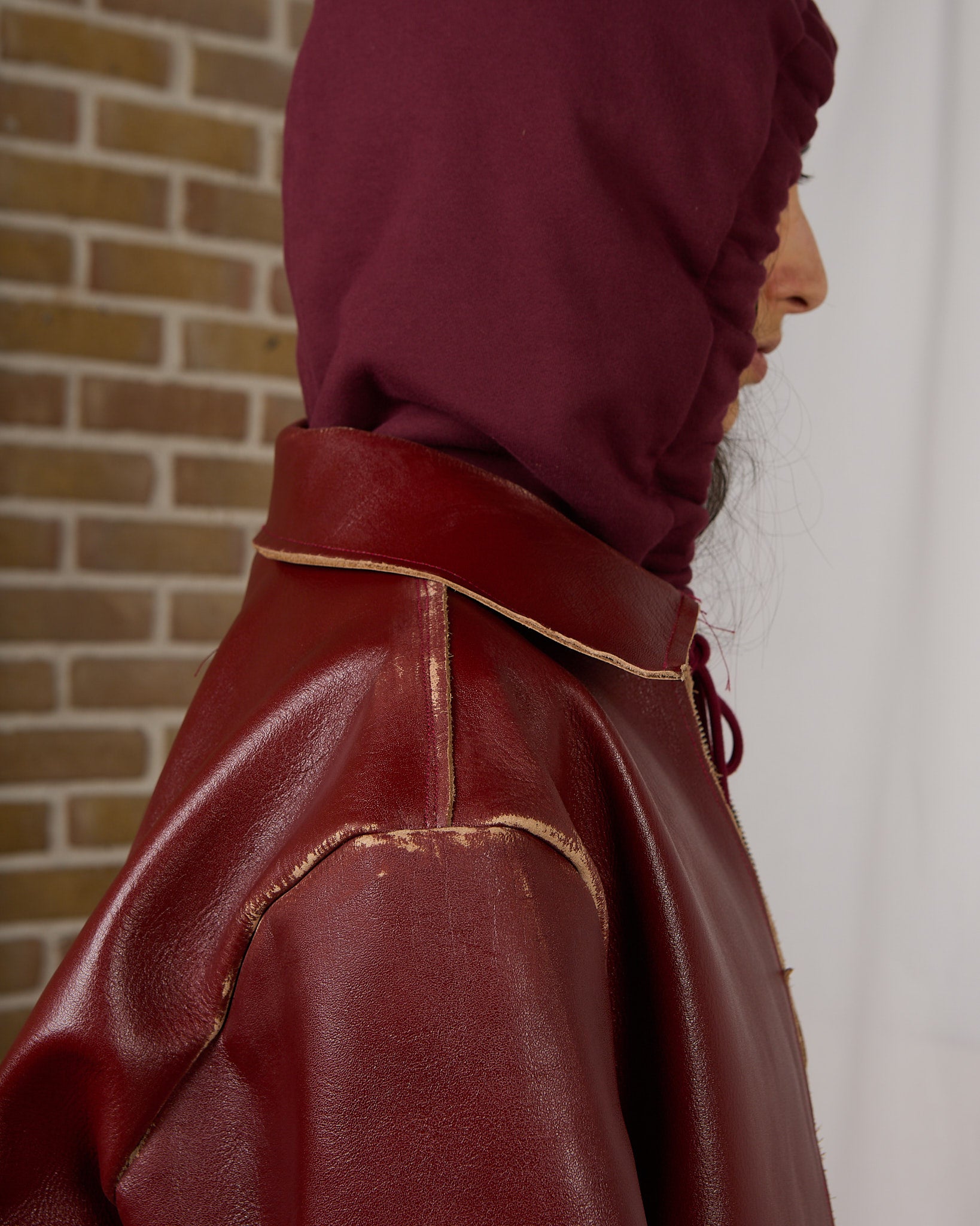 CF.23.16.02.01 SIMPLE JACKET cow leather red cracked