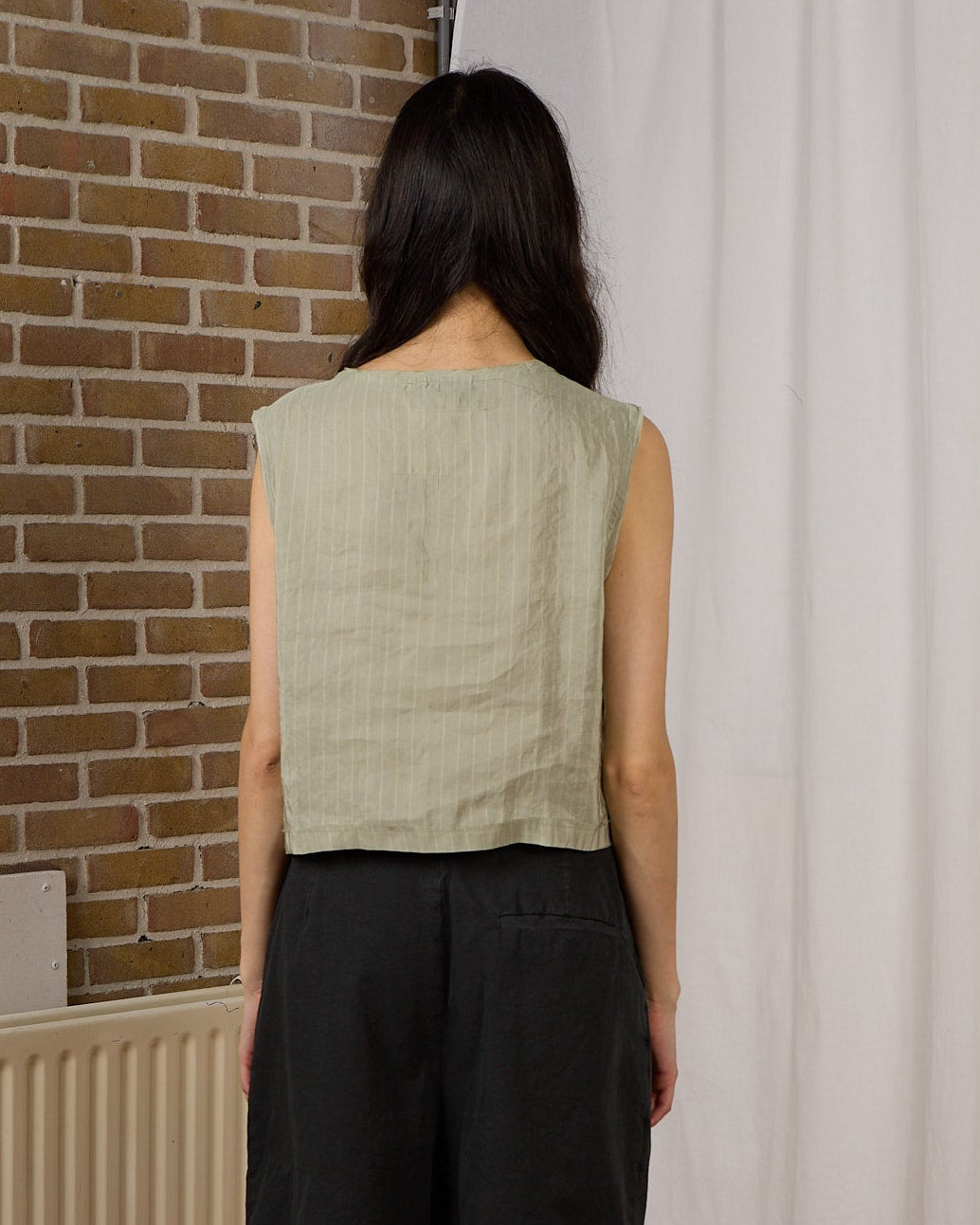 CF.23.05.02.02 NORMAL BUTTON TOP silky shirting green/blue stripe