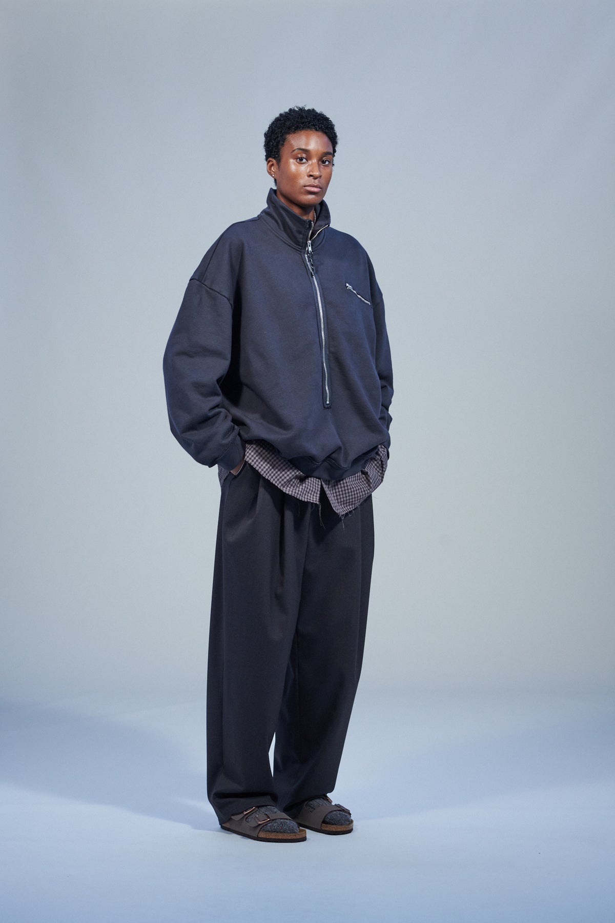 CF.22.02.02.02 HALF-ZIP SWEAT heavy loop-back dark grey