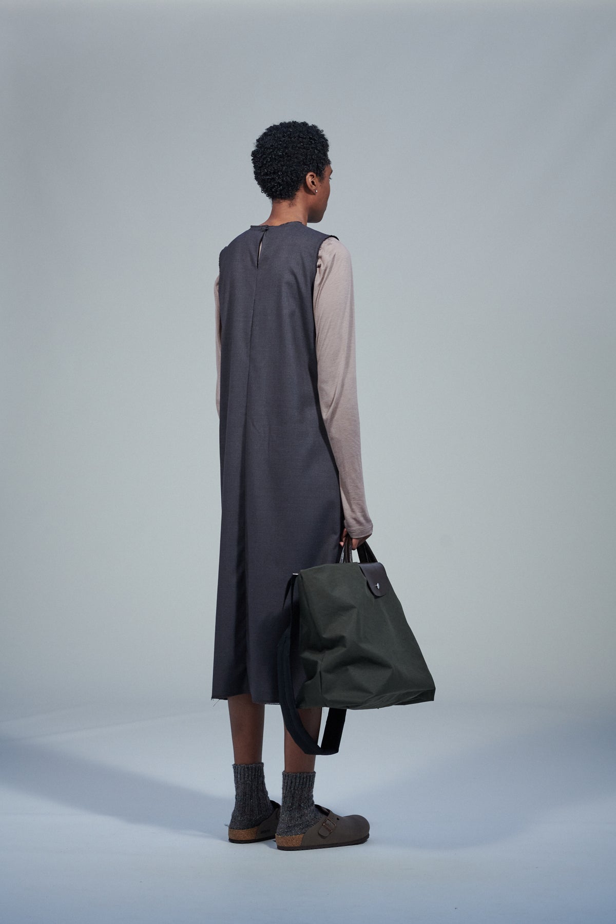 CF.22.08.02.02 NORMAL DRESS plain weave wool mud brown