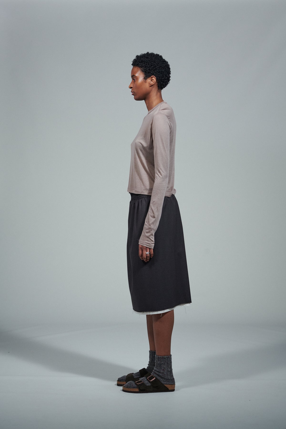 CF.22.07.01.01 GRANDMA SKIRT plain weave wool mud brown
