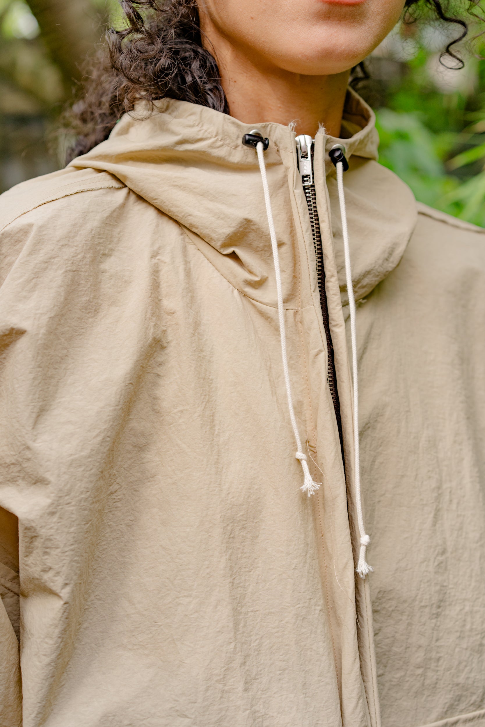 CF.19.10.02.01 CROPPED OUTDOOR JACKET sand – Camiel Fortgens
