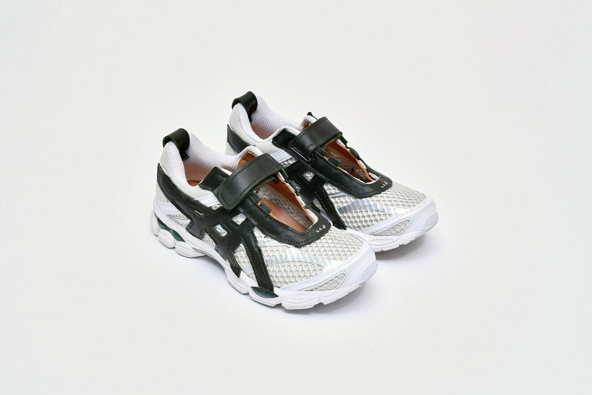 ASICS GEL-CUMULUS™ 16 Mary Jane green