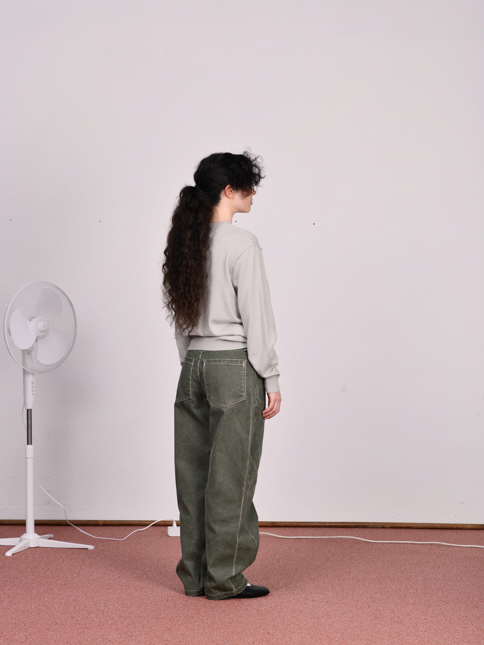 CF.23.15.03.01 WOBBLY JEANS coated denim green