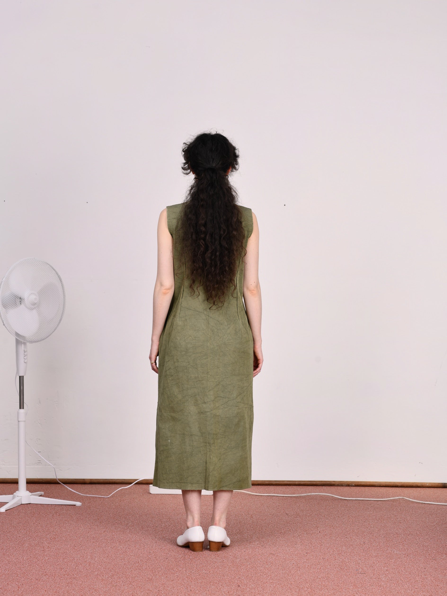 CF.23.08.04.01 V-NECK DRESS viscose green sage
