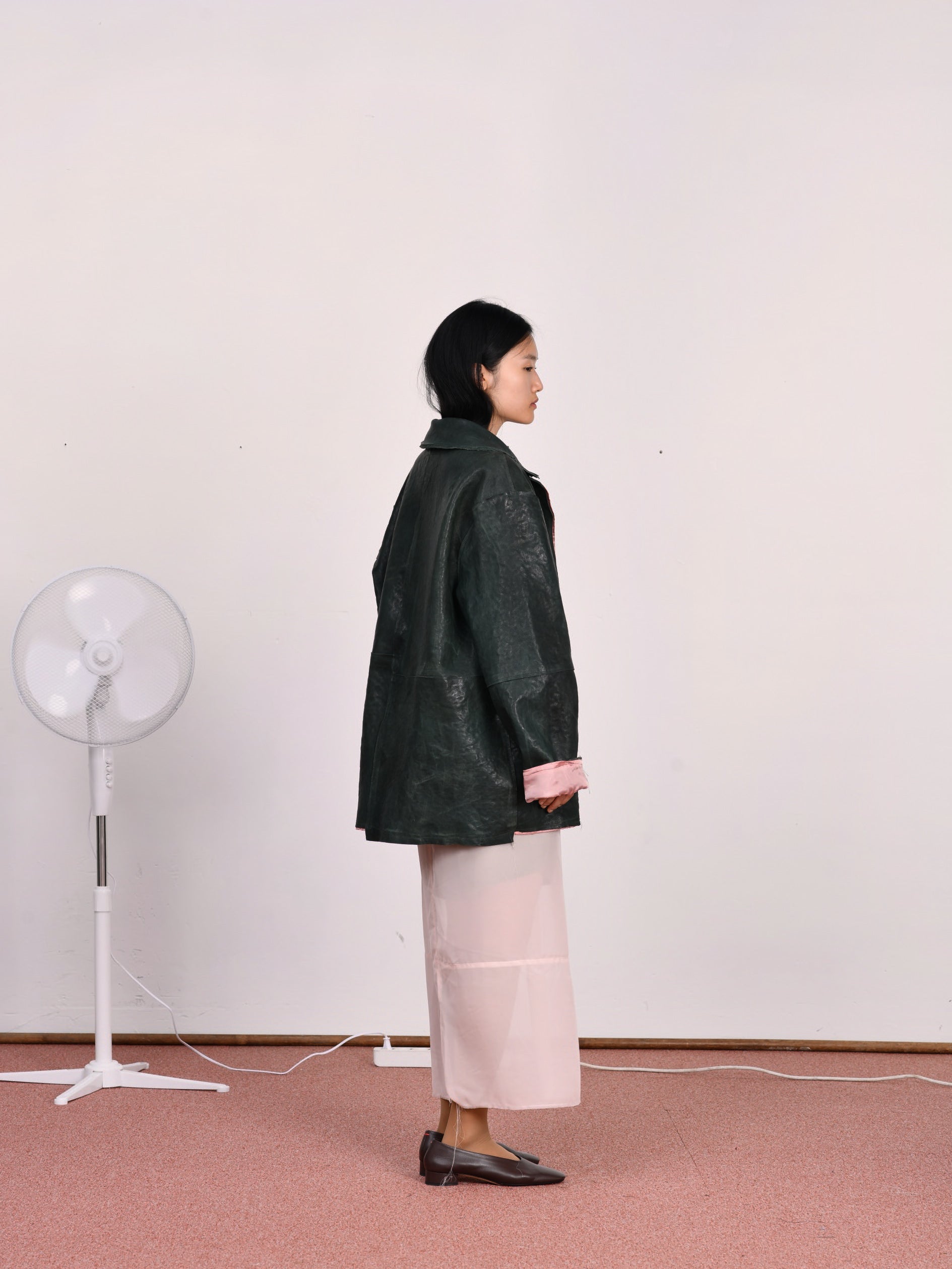 CF.23.16.03.01 CHORE JACKET calf leather green