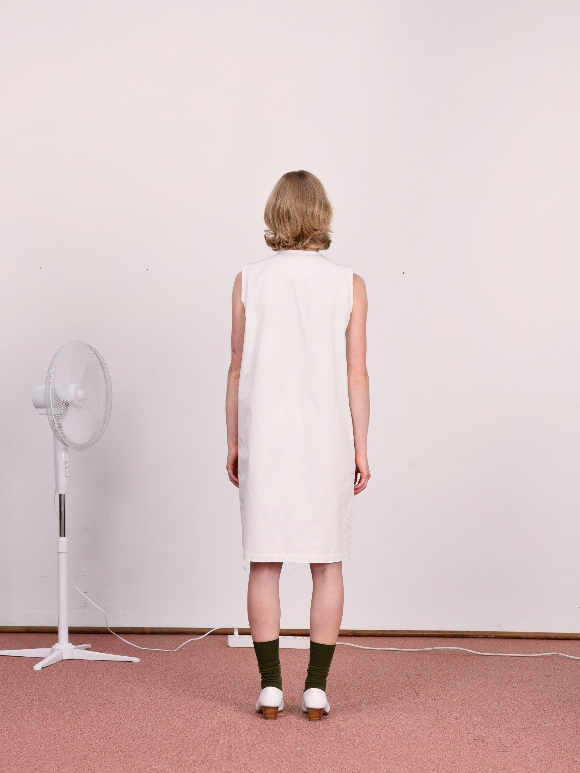 CF.23.08.02.02 FARMER DRESS light canvas optical white