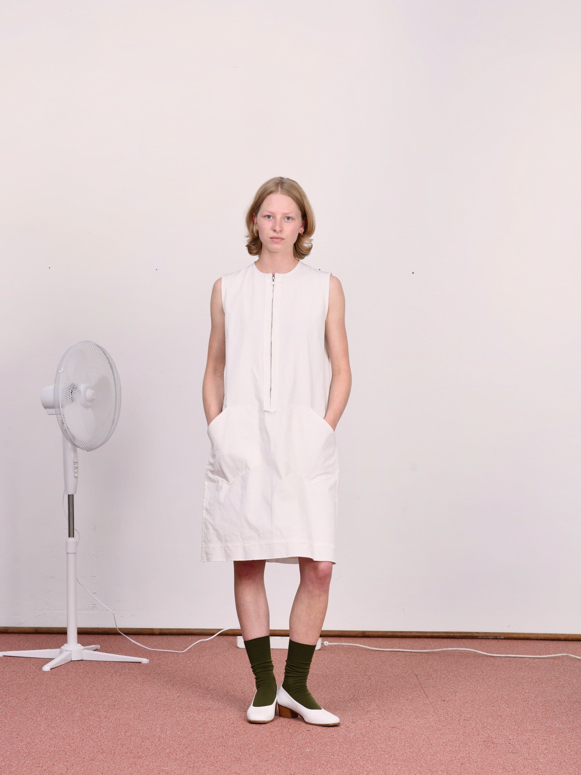 CF.23.08.02.02 FARMER DRESS light canvas optical white