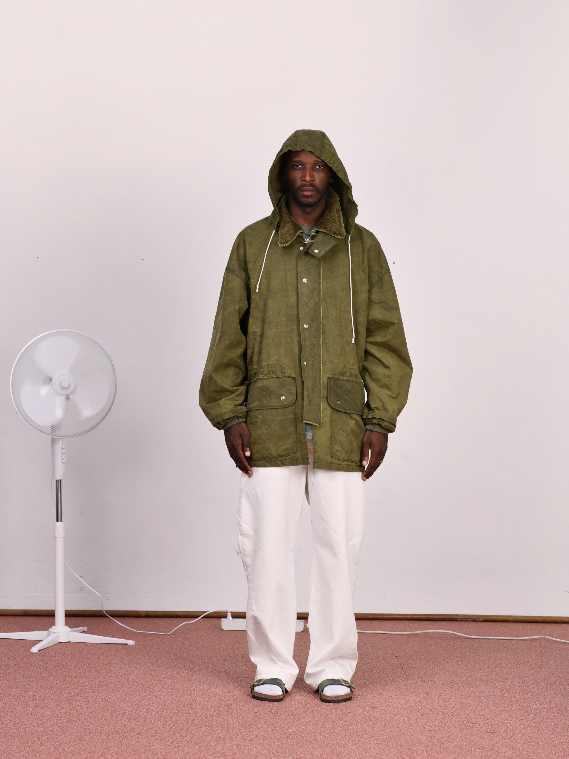 CF.23.10.05.01 OUTDOOR JACKET waxed cotton faded green