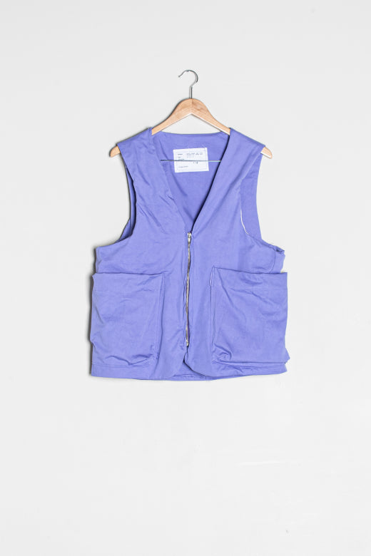 CF.15.05.01.01 ZIP VEST purple