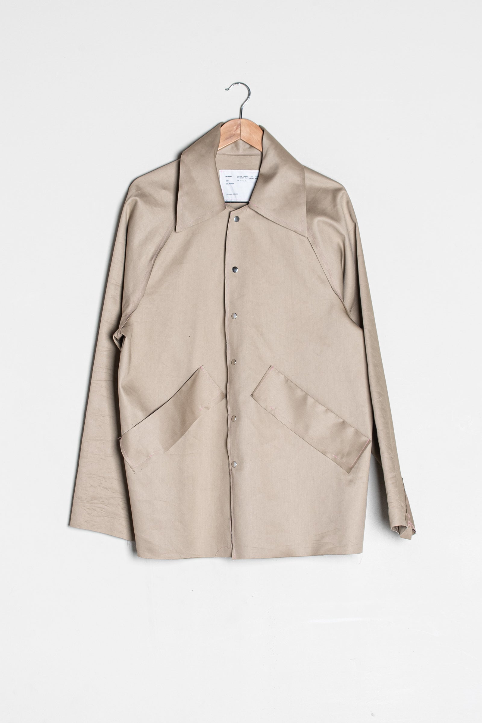 CF.15.10.02.01 COACH JACKET sand