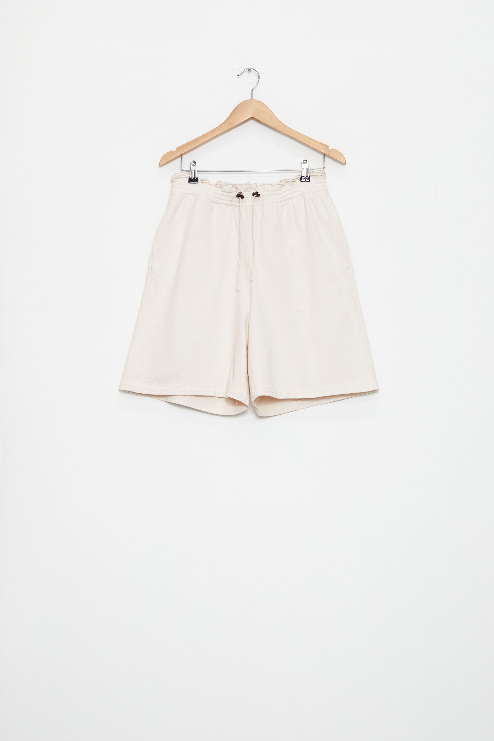 CF.19.02.02.01 KNEE SHORTS off white – Camiel Fortgens
