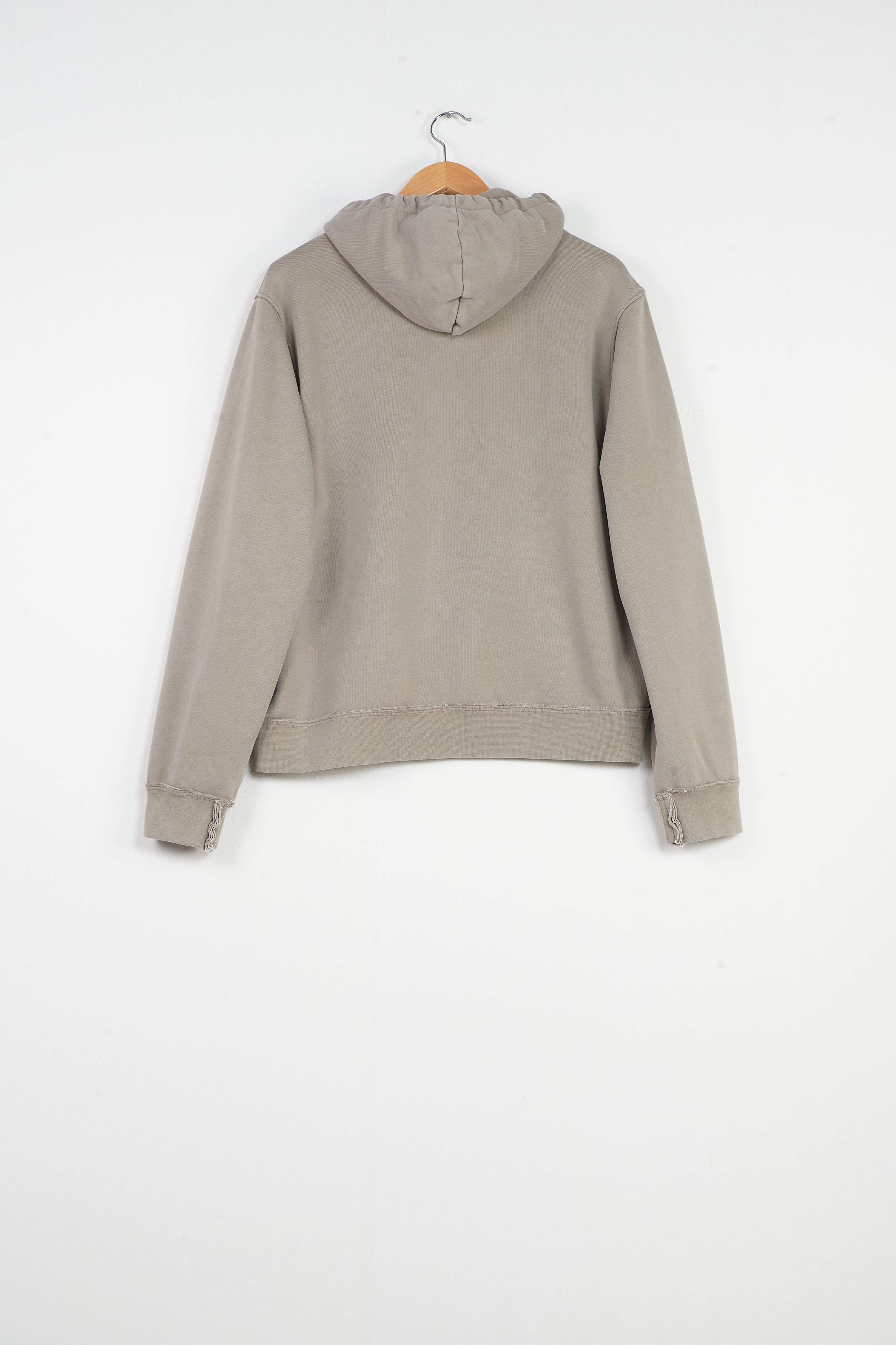 CF.20.02.01.01 FITTED ZIP HOODIE taupe