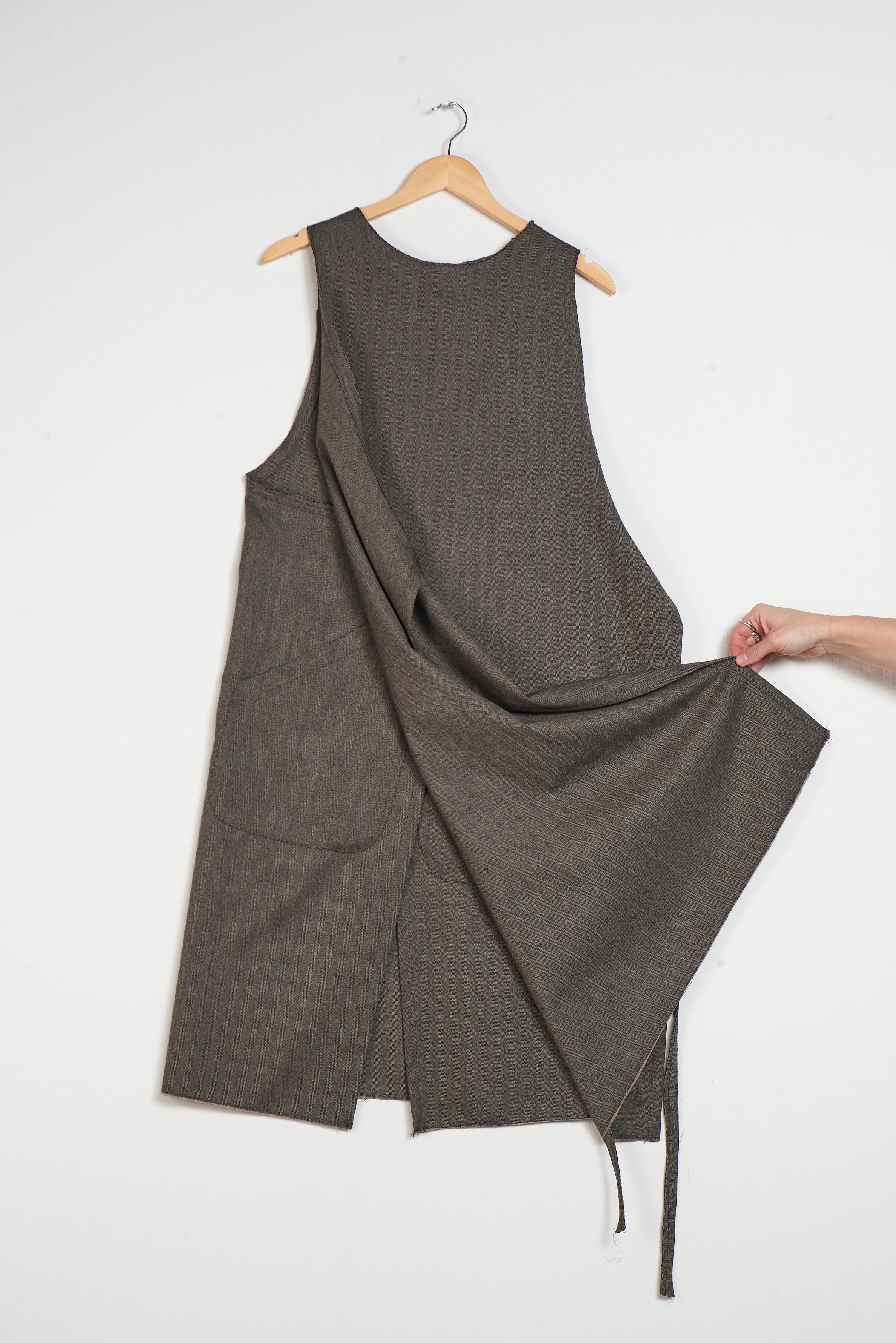 CF.20.08.04.01 WRAP DRESS herringbone