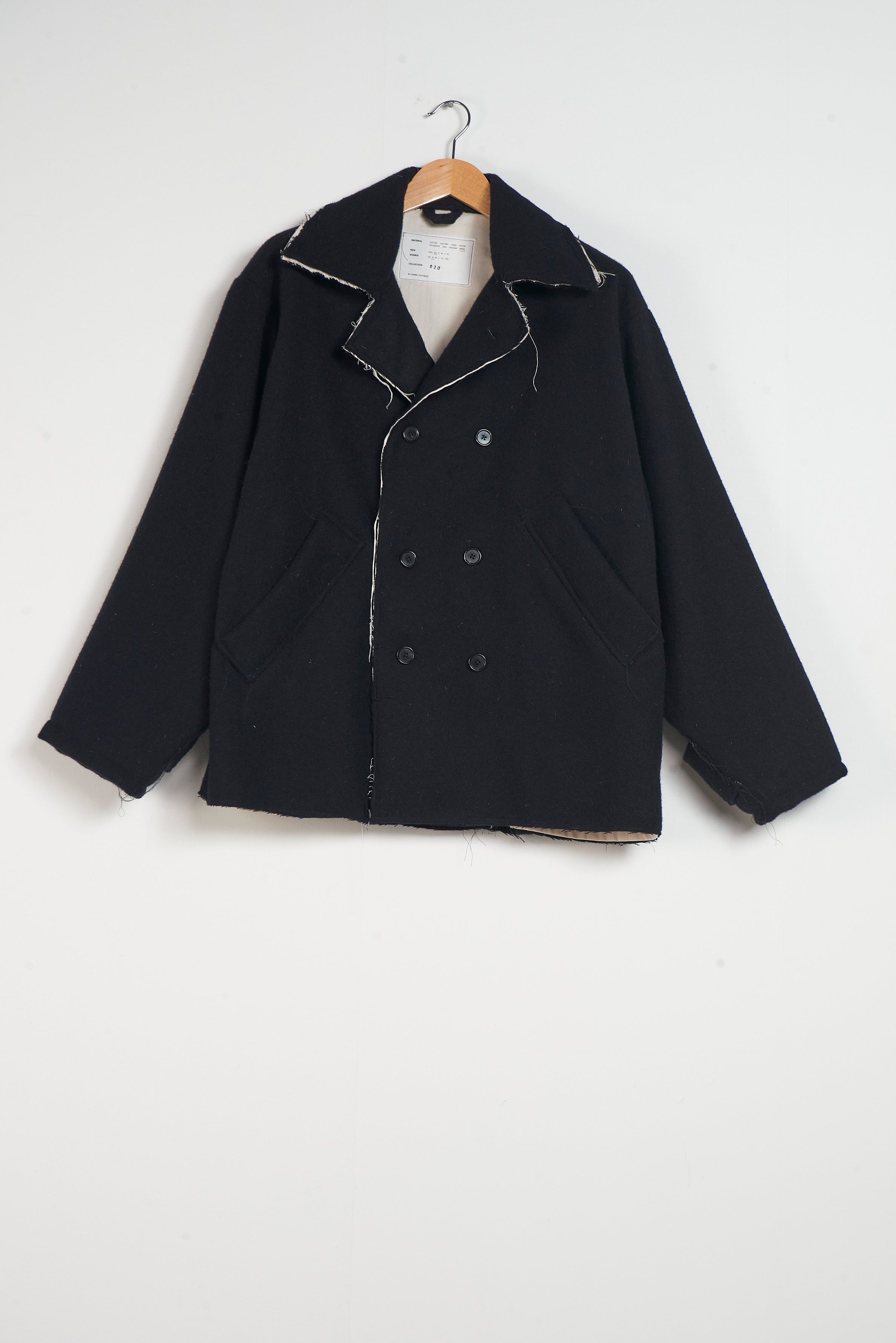 CF.20.10.03.02 PEACOAT MACK black