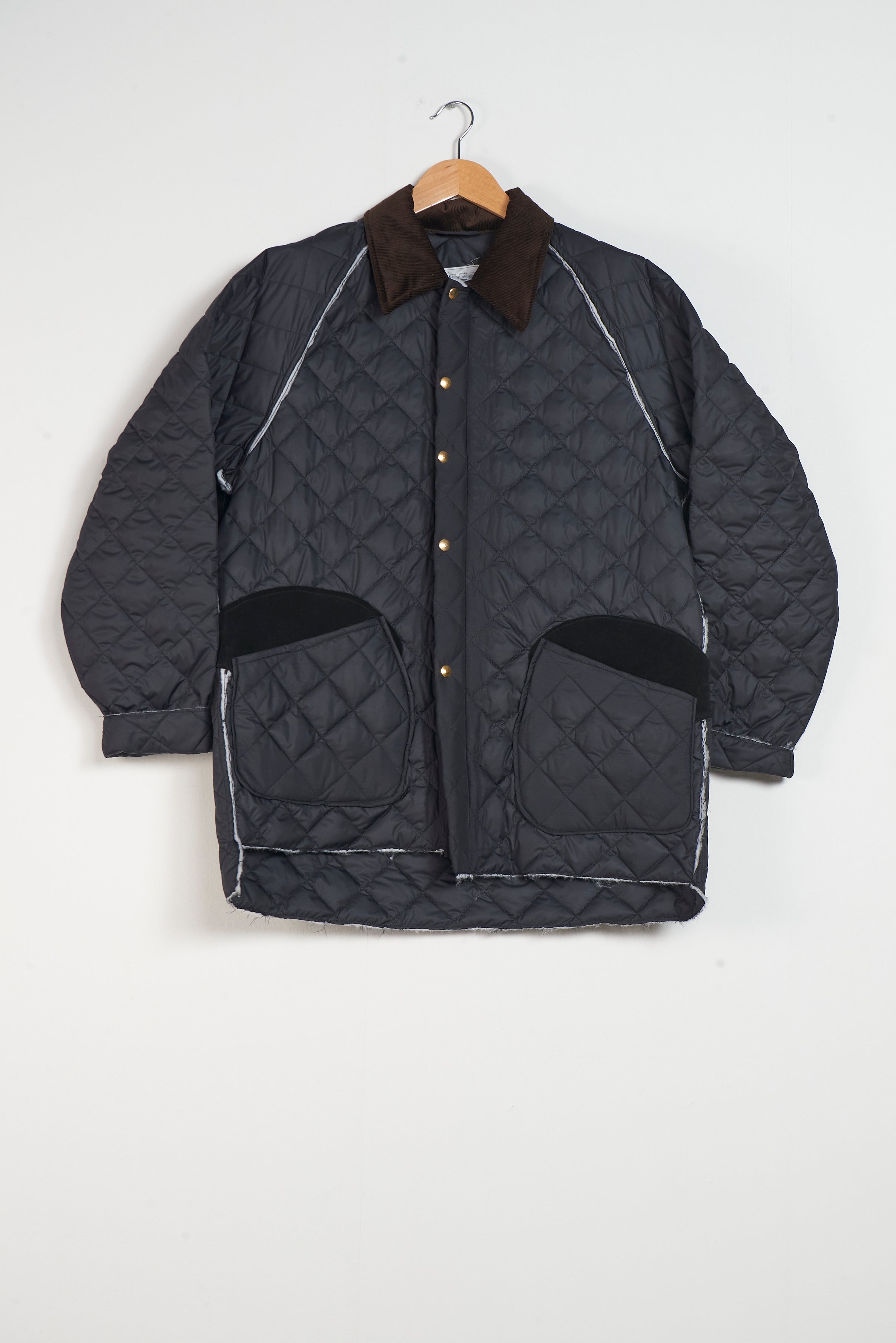 CF.20.10.04.01 QUILTED HUNTING JACKET black