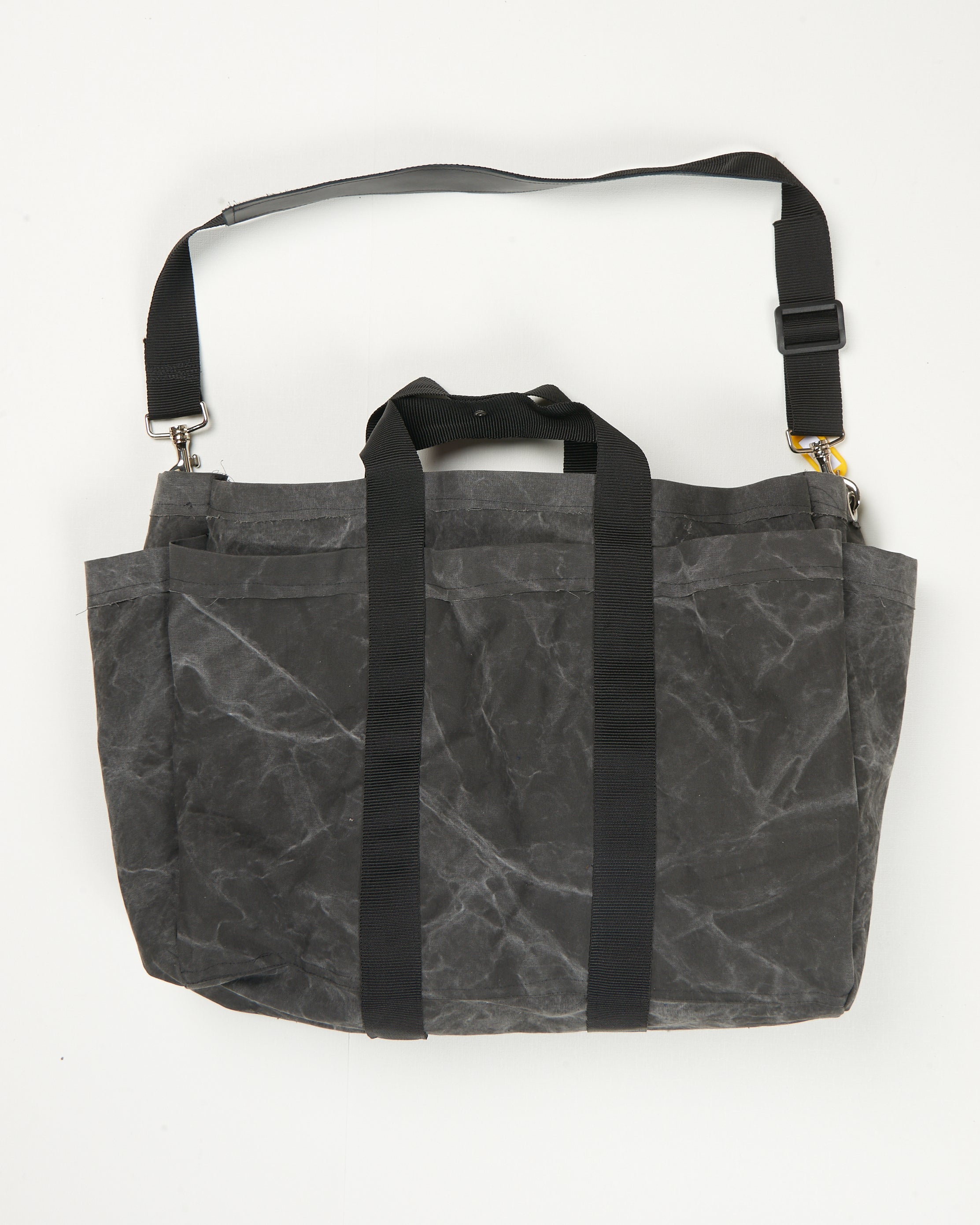CF.21.11.04.01 WORKER SHOPPER washed black