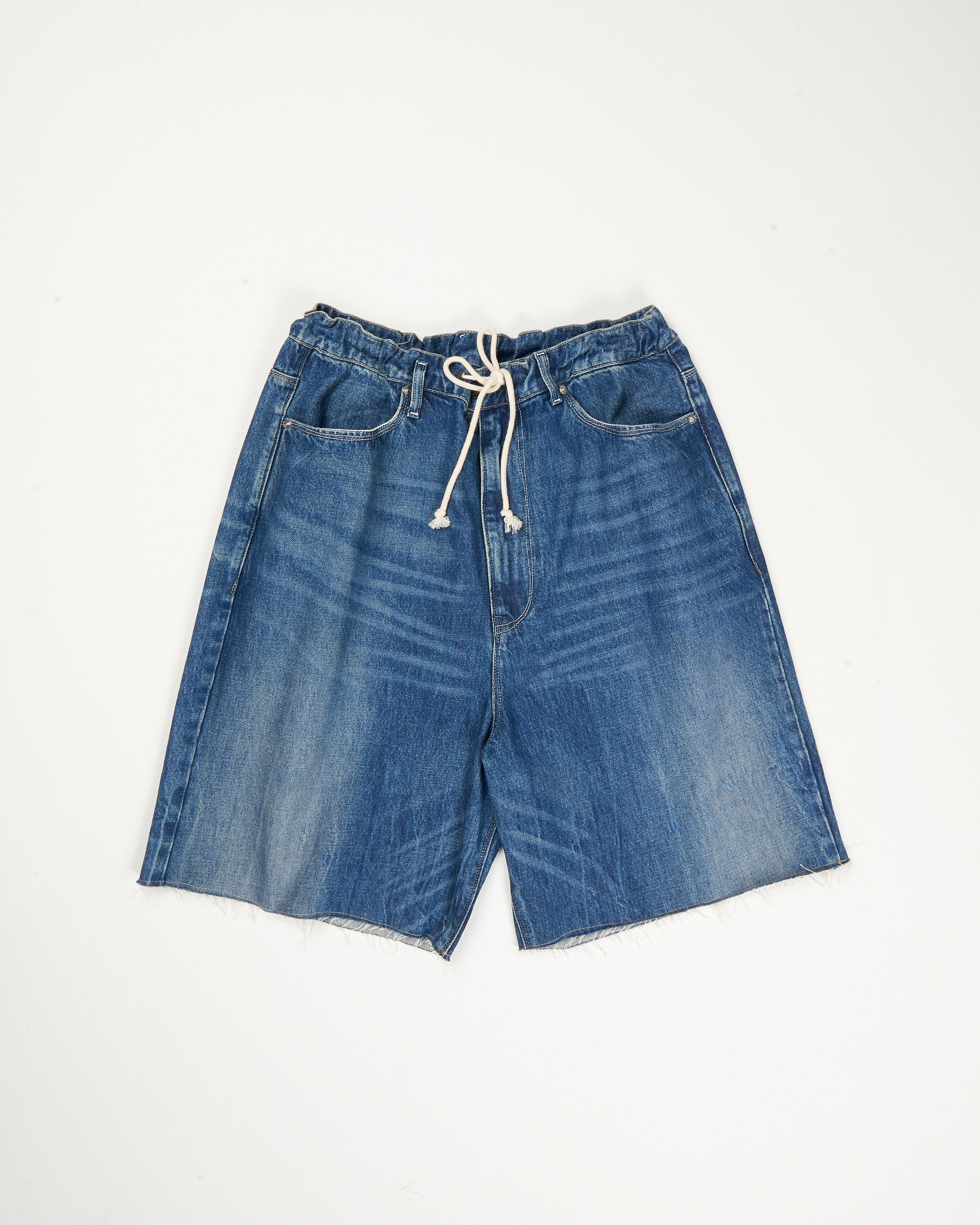 CF.21.15.02.02 BIG SHORTS vintage wash denim vintage wash – Camiel