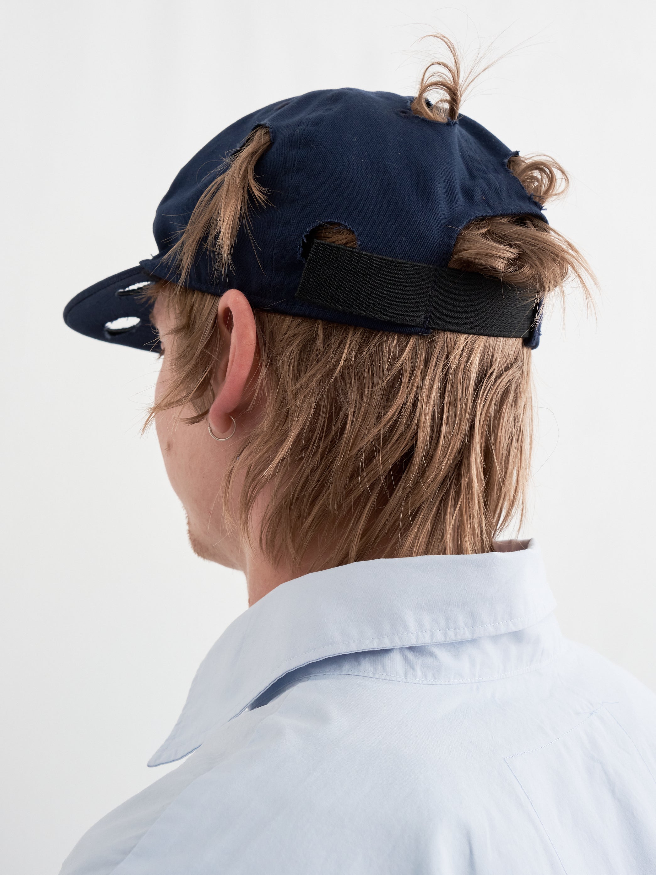 CF.21 RESEARCH HOLES CAP navy