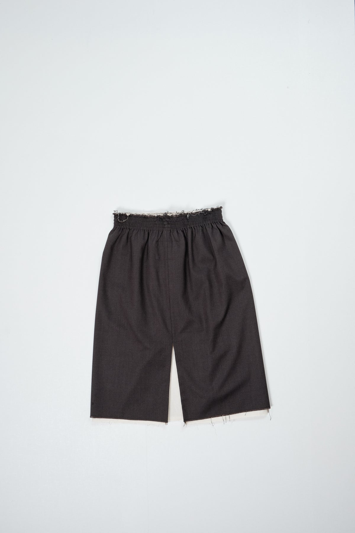 CF.22.07.01.01 GRANDMA SKIRT plain weave wool mud brown