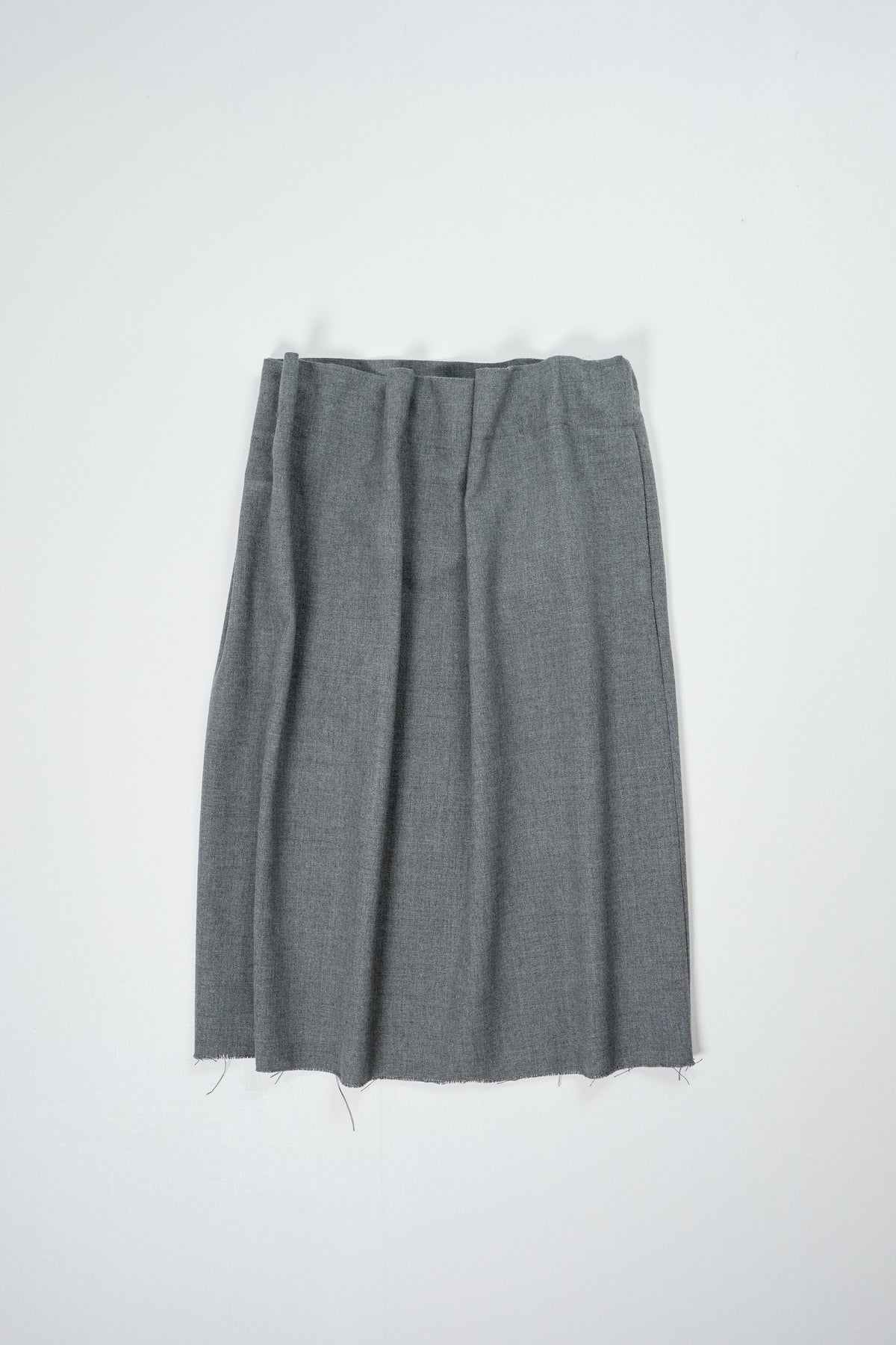 CF.22.07.05.01 CURTAIN SKIRT big weave wool grey