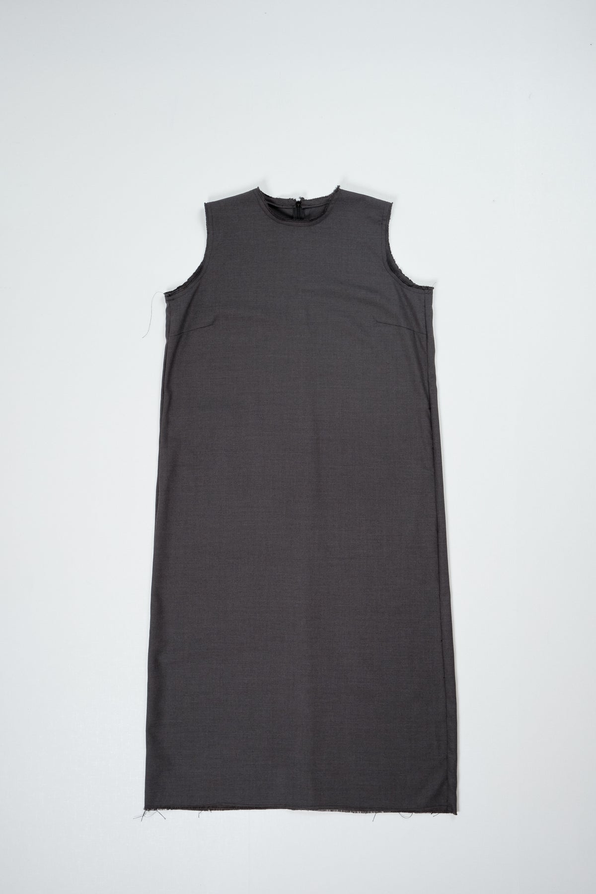 CF.22.08.02.02 NORMAL DRESS plain weave wool mud brown