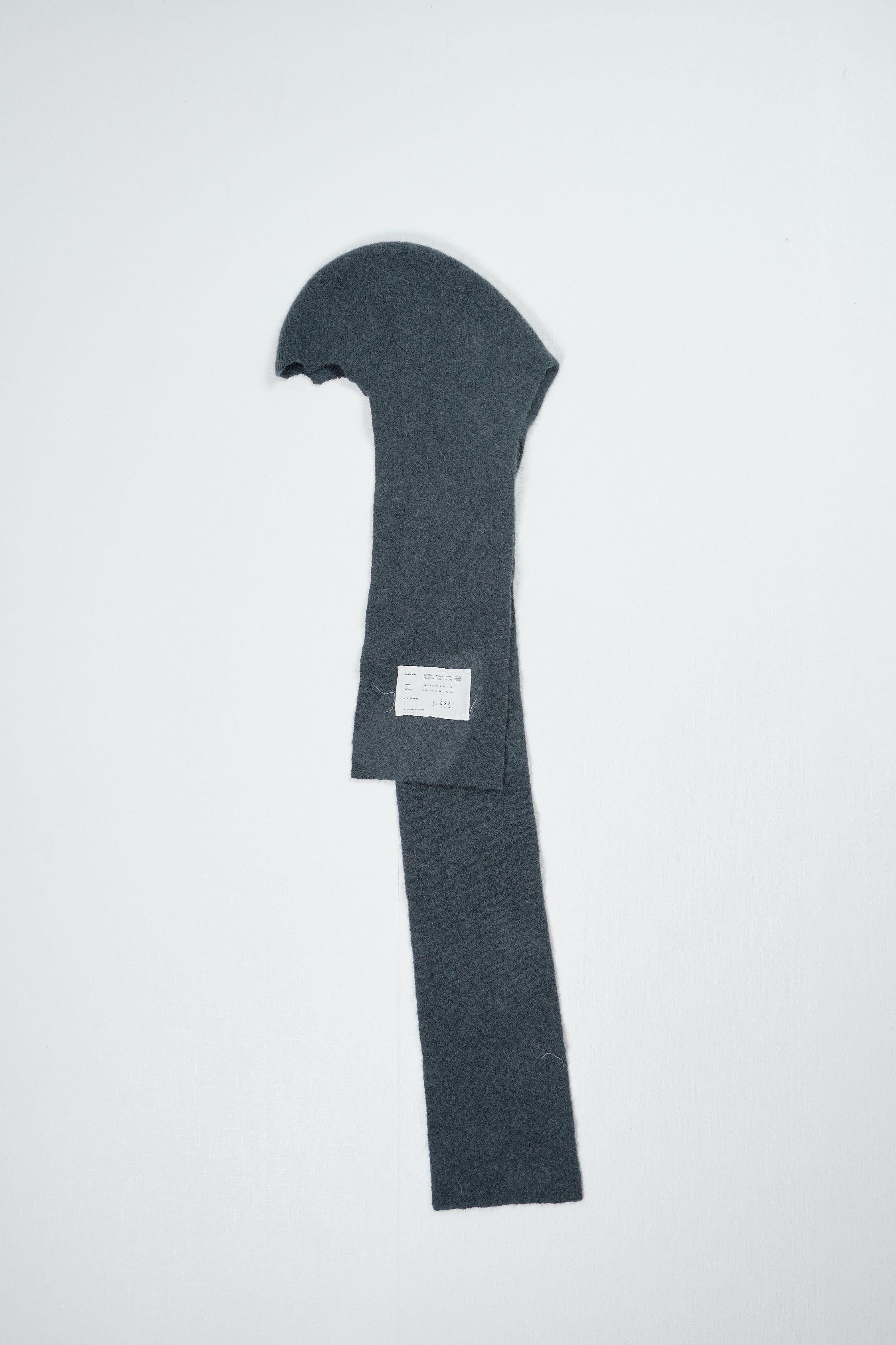 CF.22.11.02.02 BALACLAVA SCARF alpaca grey
