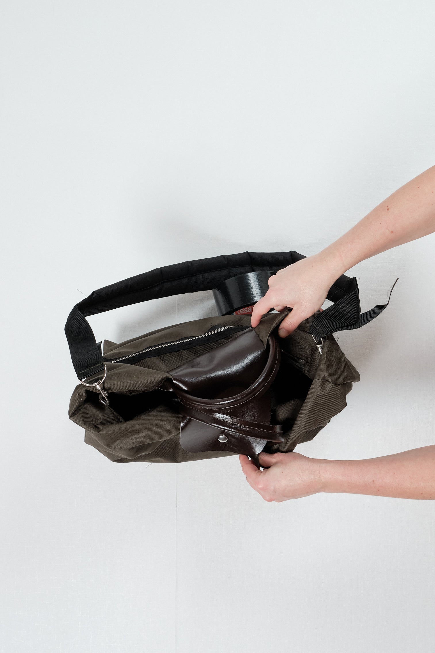 CF.22.14.05.01 PUFFED SHOPPER technical green