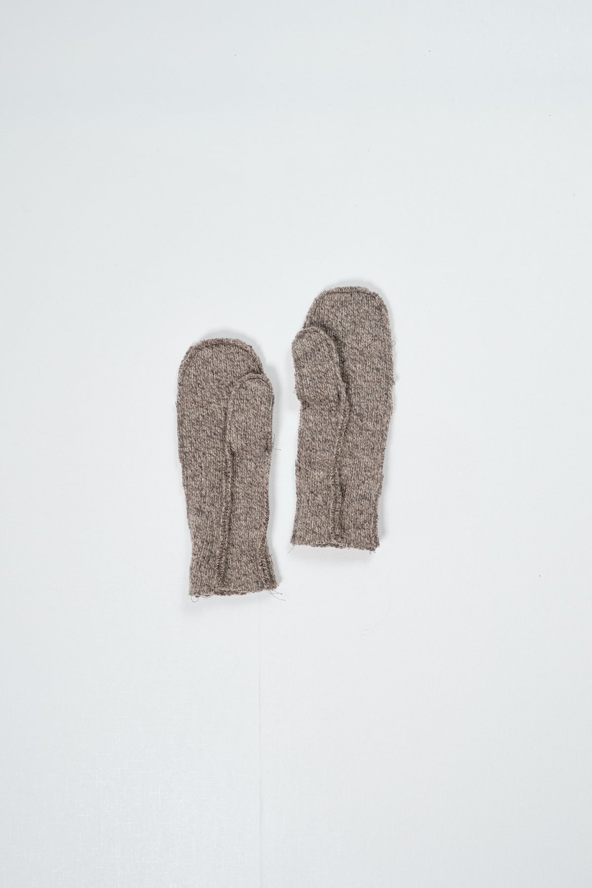 CF.22.11.04.03 HEAVY KNIT MITTENS heavy rib melange brown