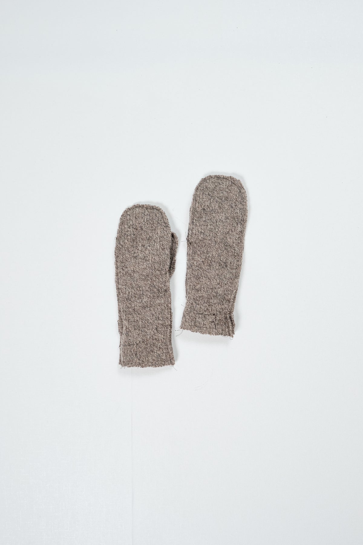 CF.22.11.04.03 HEAVY KNIT MITTENS heavy rib melange brown