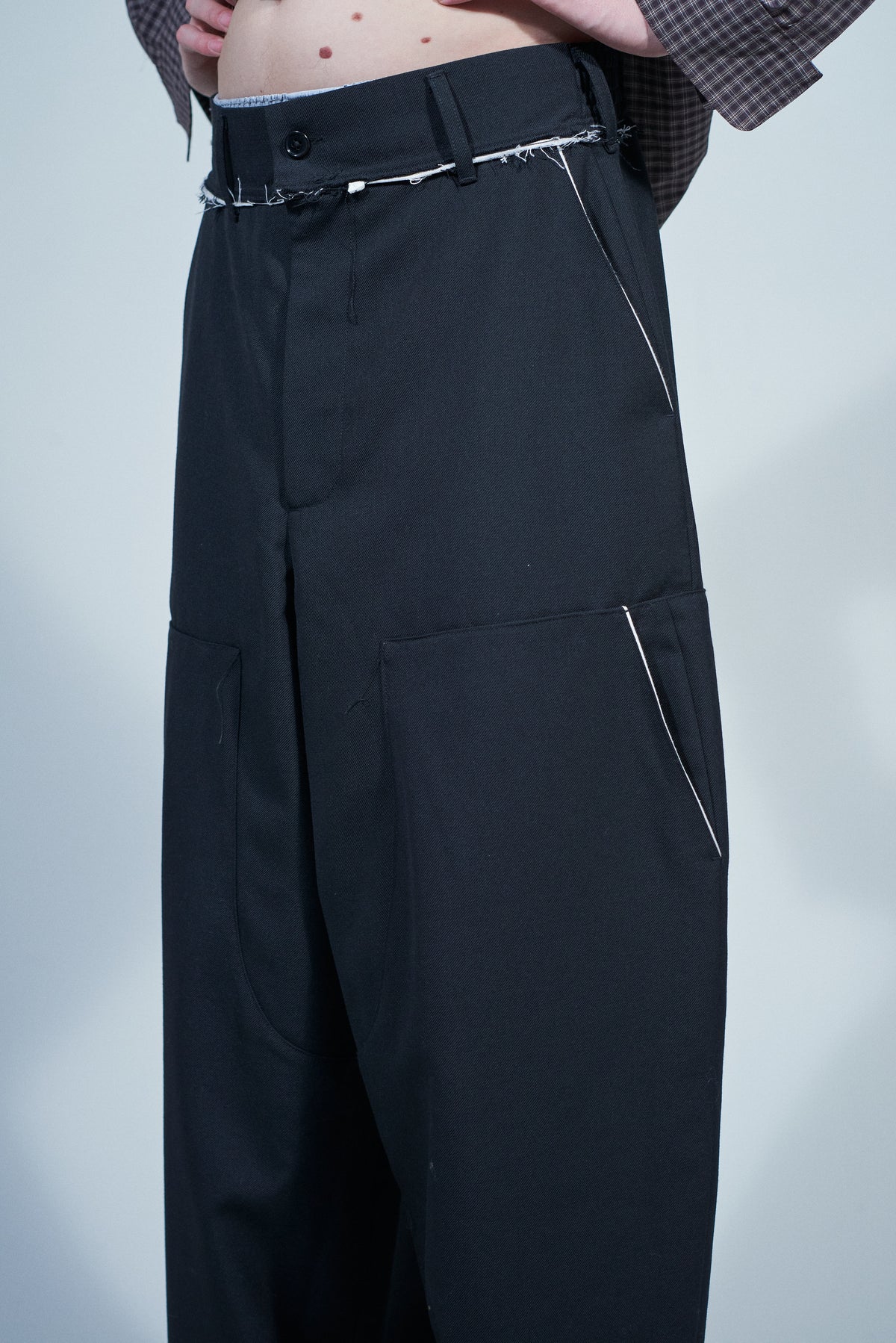 CF.22.06.05.01 DOUBLE PANTS poly/wool twill black