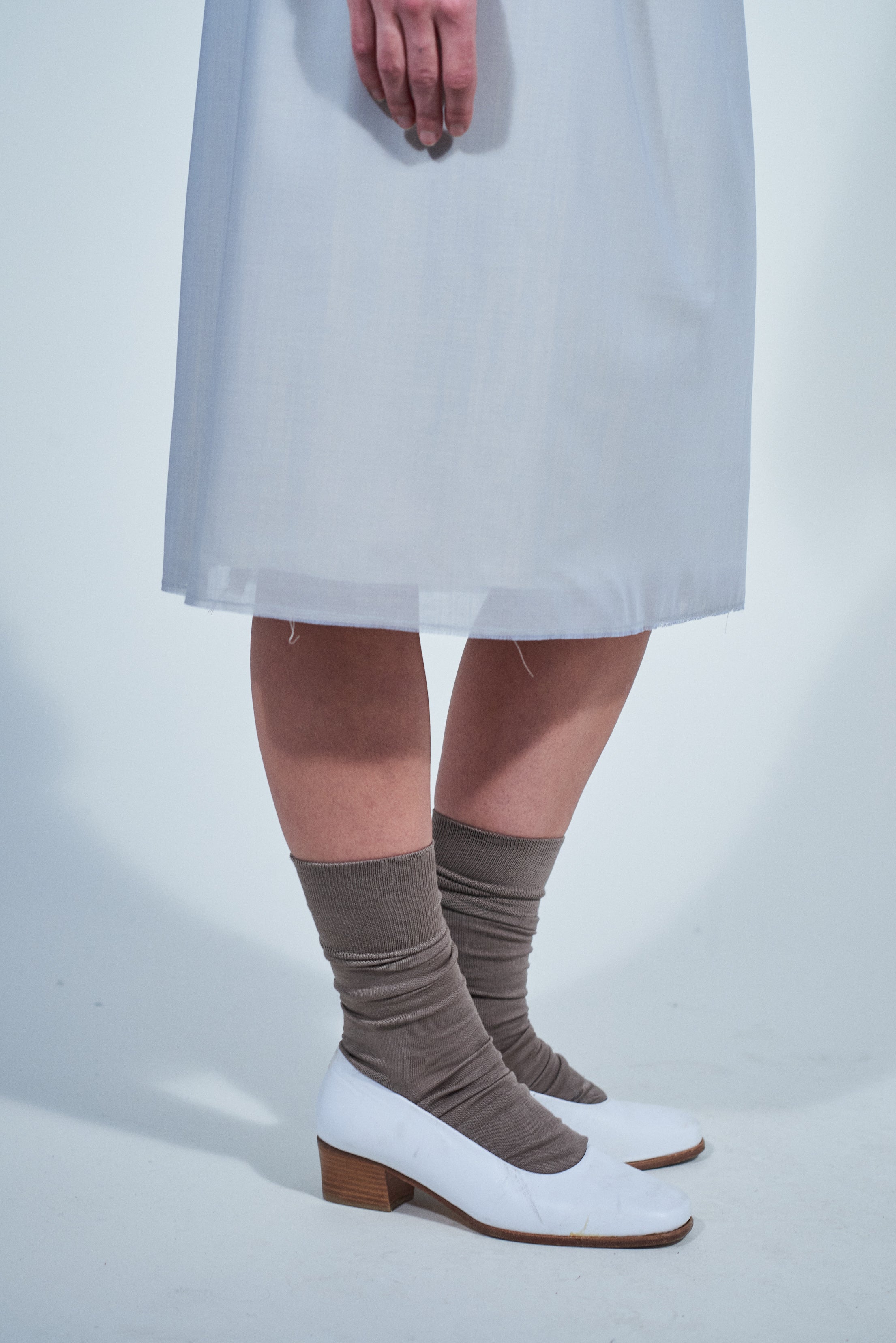 CF.22.07.01.02 GRANDMA SKIRT mesh wool light grey