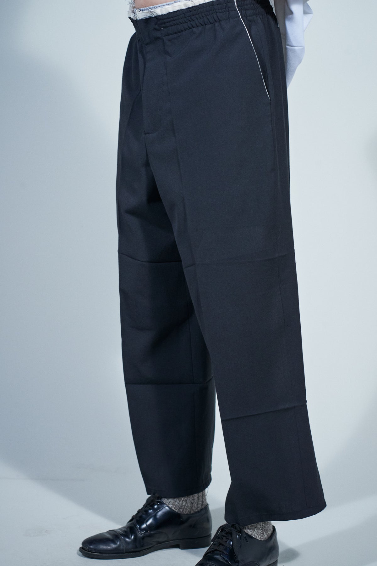 CF.22.18.03.01 FOLDED FAMILY PANTS wool/poly black