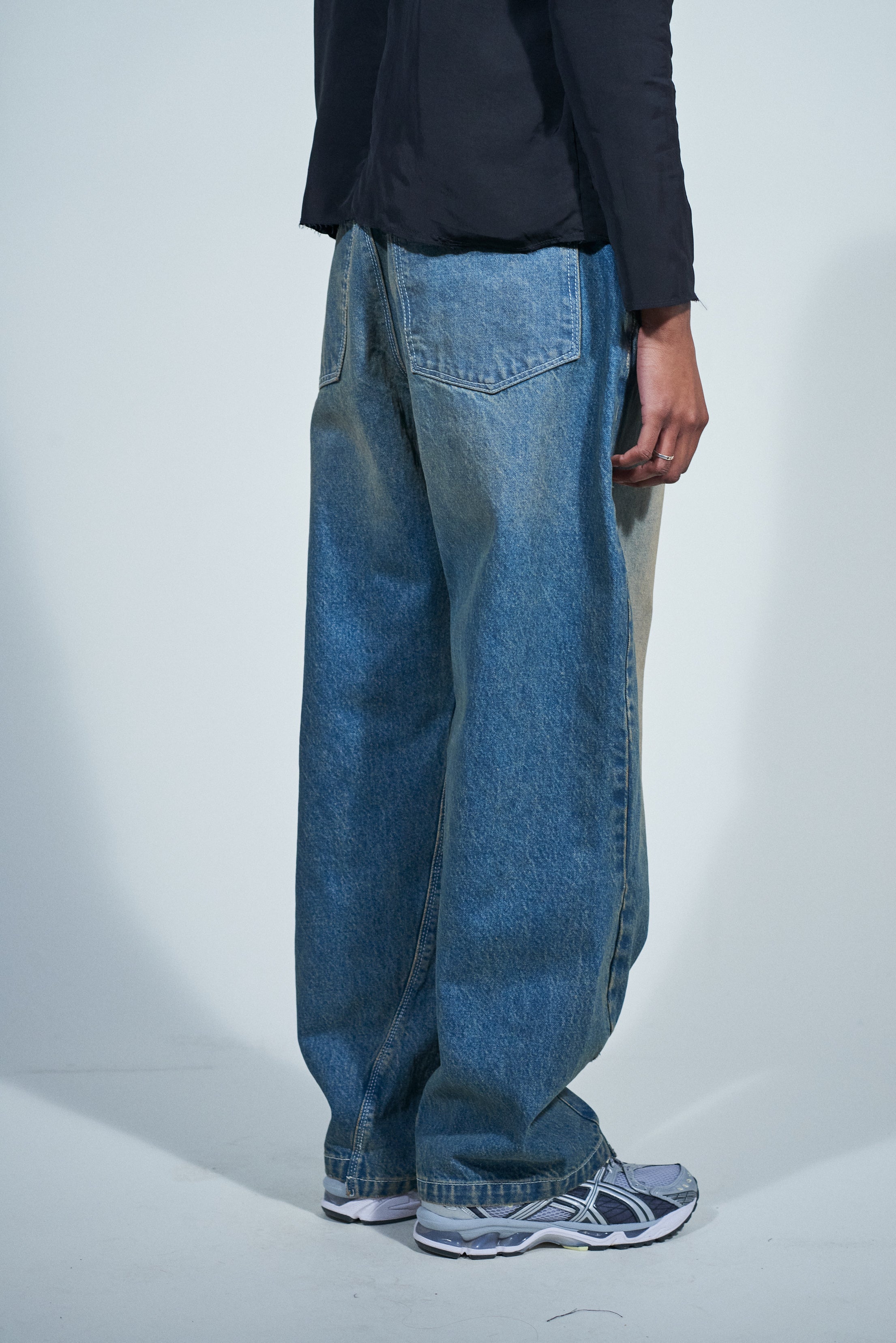 CF.22.15.01.02 WOBBLY JEANS denim vintage blue/green