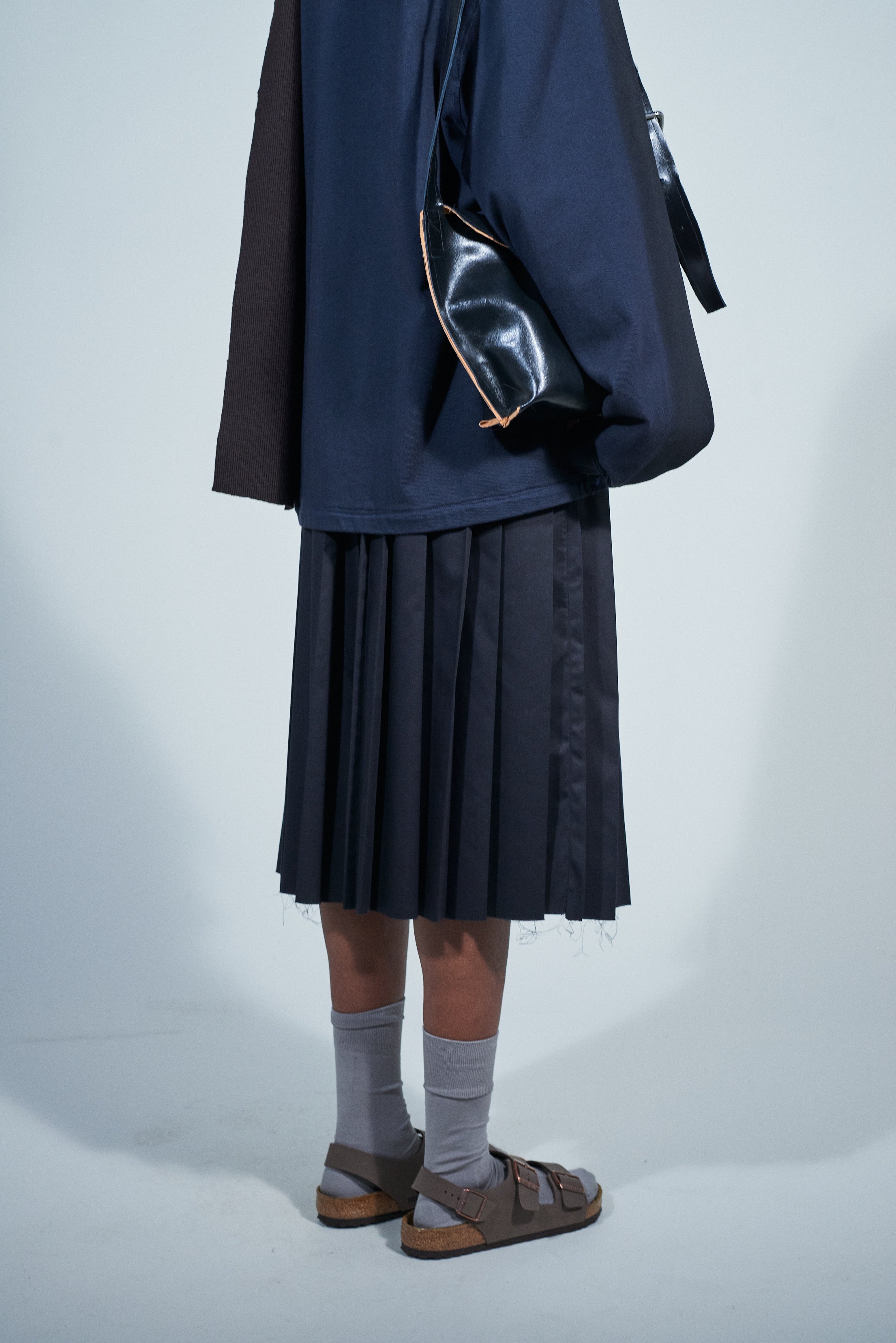 CF.22.14.03.02 PUFF BAG SMALL leather black