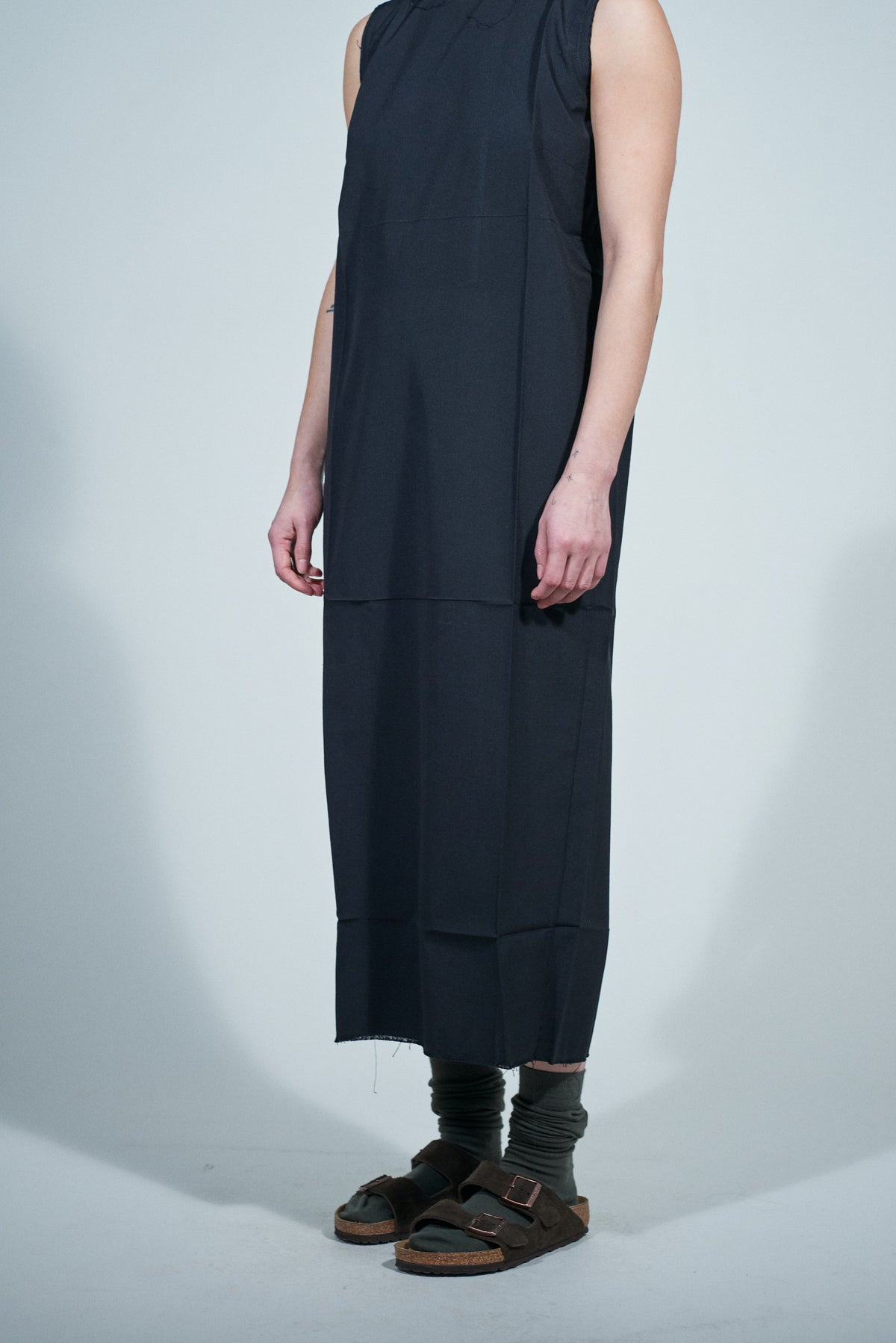 CF.22.18.05.01 FOLDED NORMAL DRESS wool/poly black