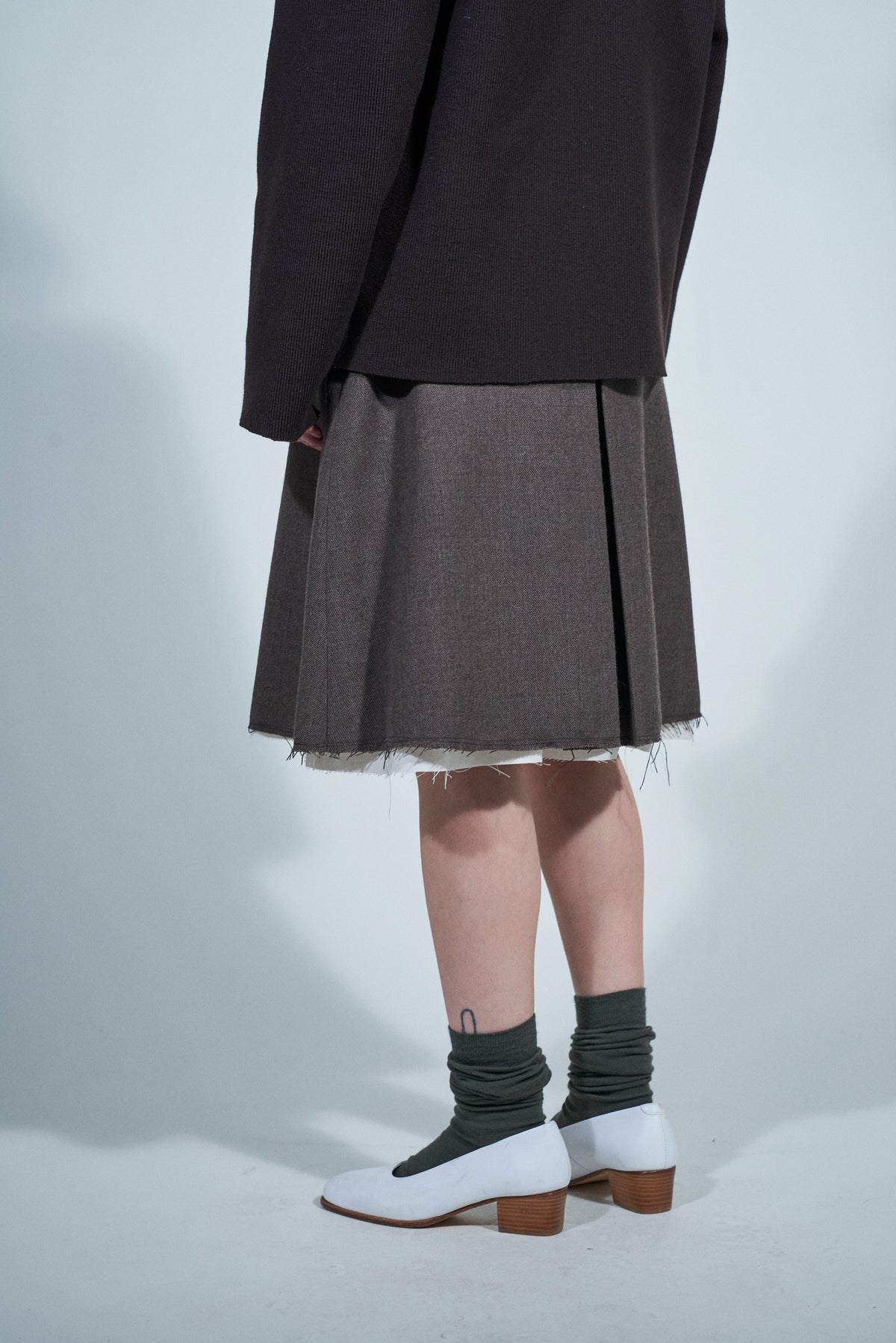 CF.22.07.02.01 MIDI SKIRT big weave wool brown